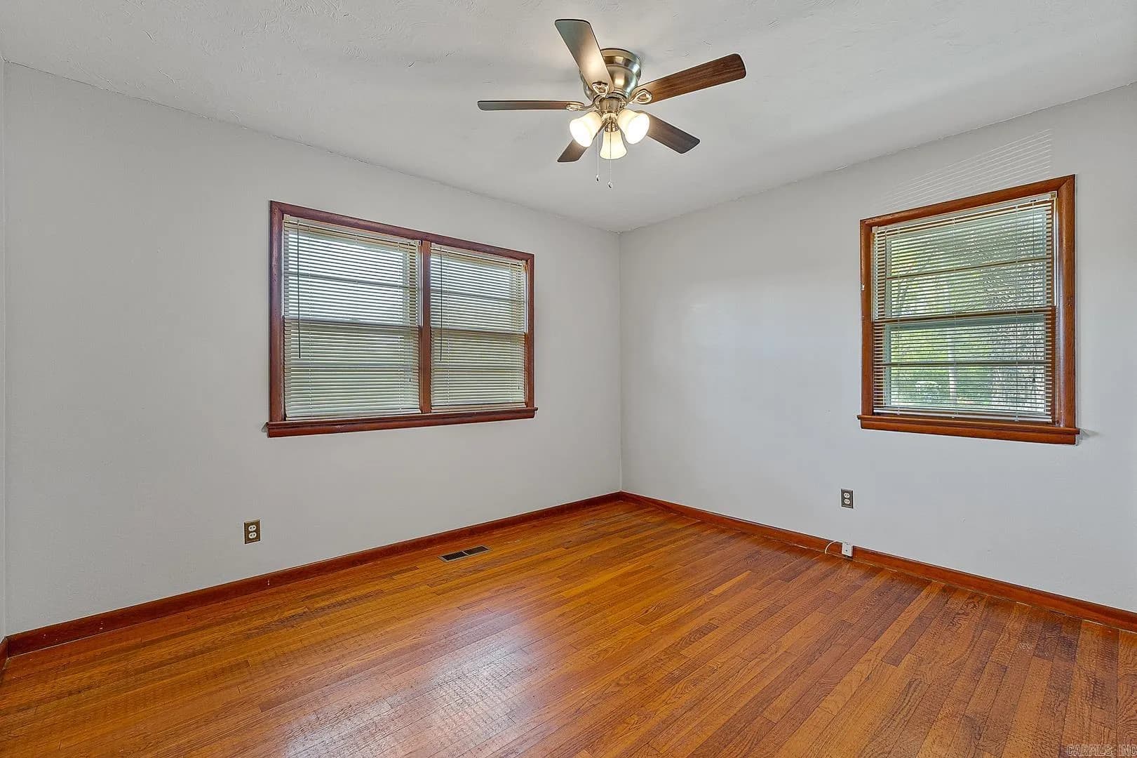 Property at 2812 N Church - Image 25