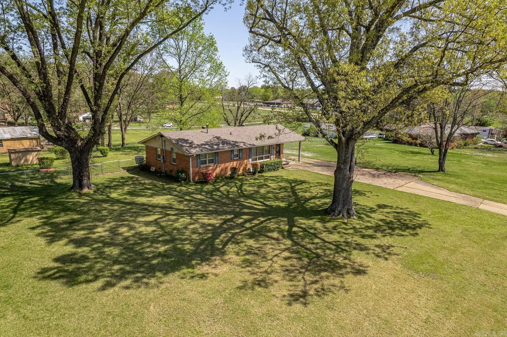 Property at 2812 N Church - Image 40