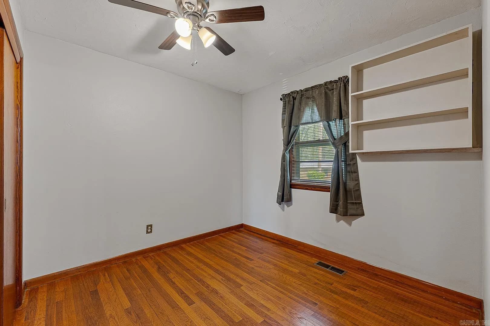 Property at 2812 N Church - Image 22