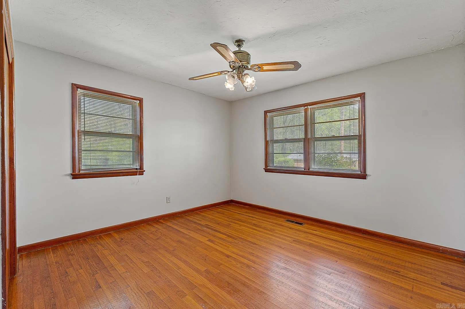 Property at 2812 N Church - Image 26