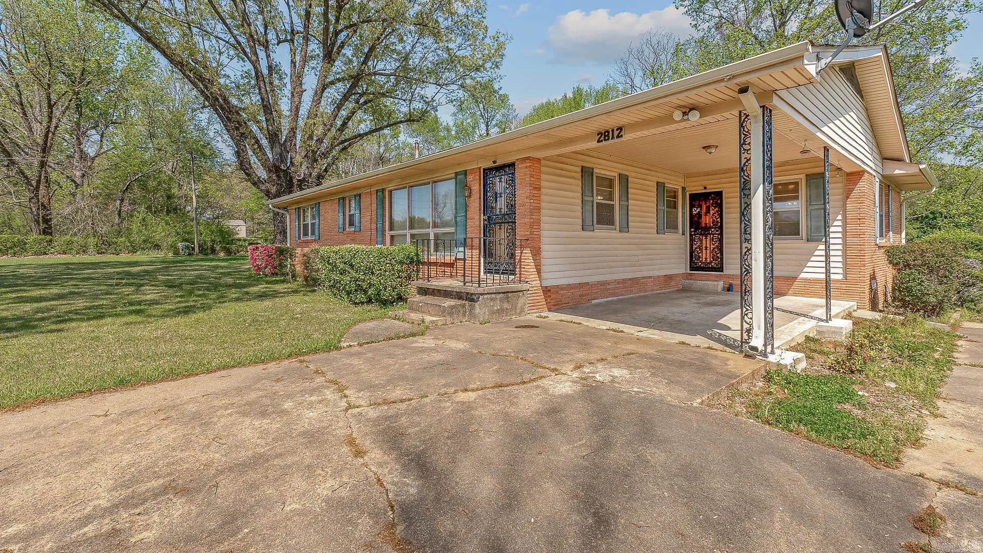 Property at 2812 N Church - Image 3