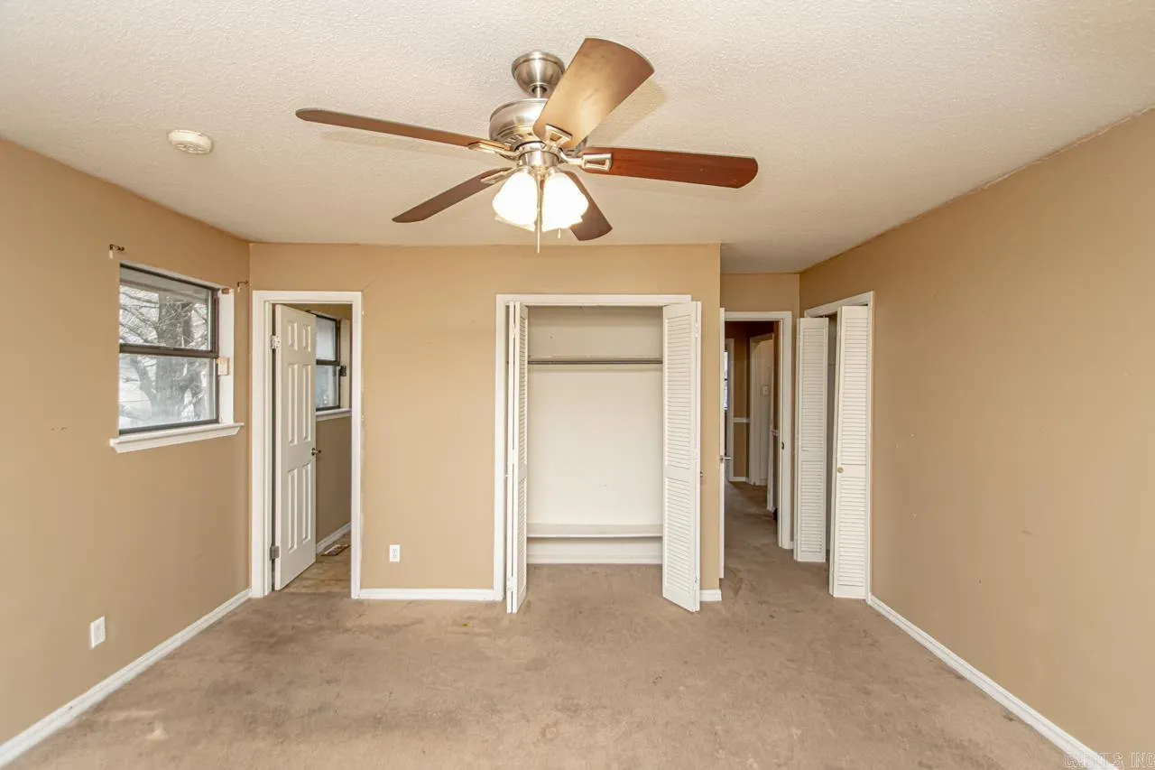 Property at 3  Forest maple - Image 19