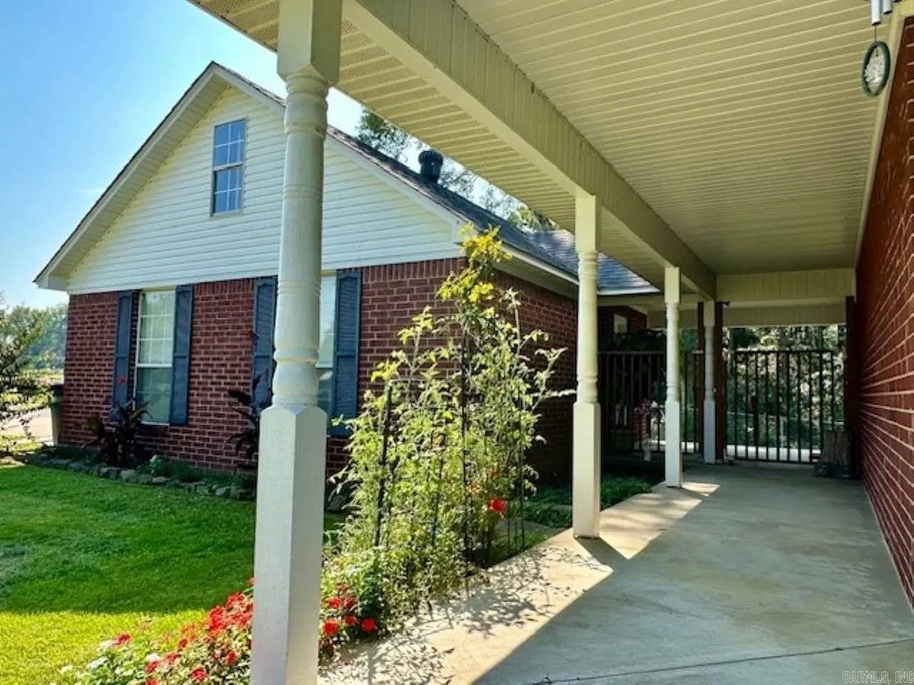 Property at 530  Hwy. 286 e. - Image 4