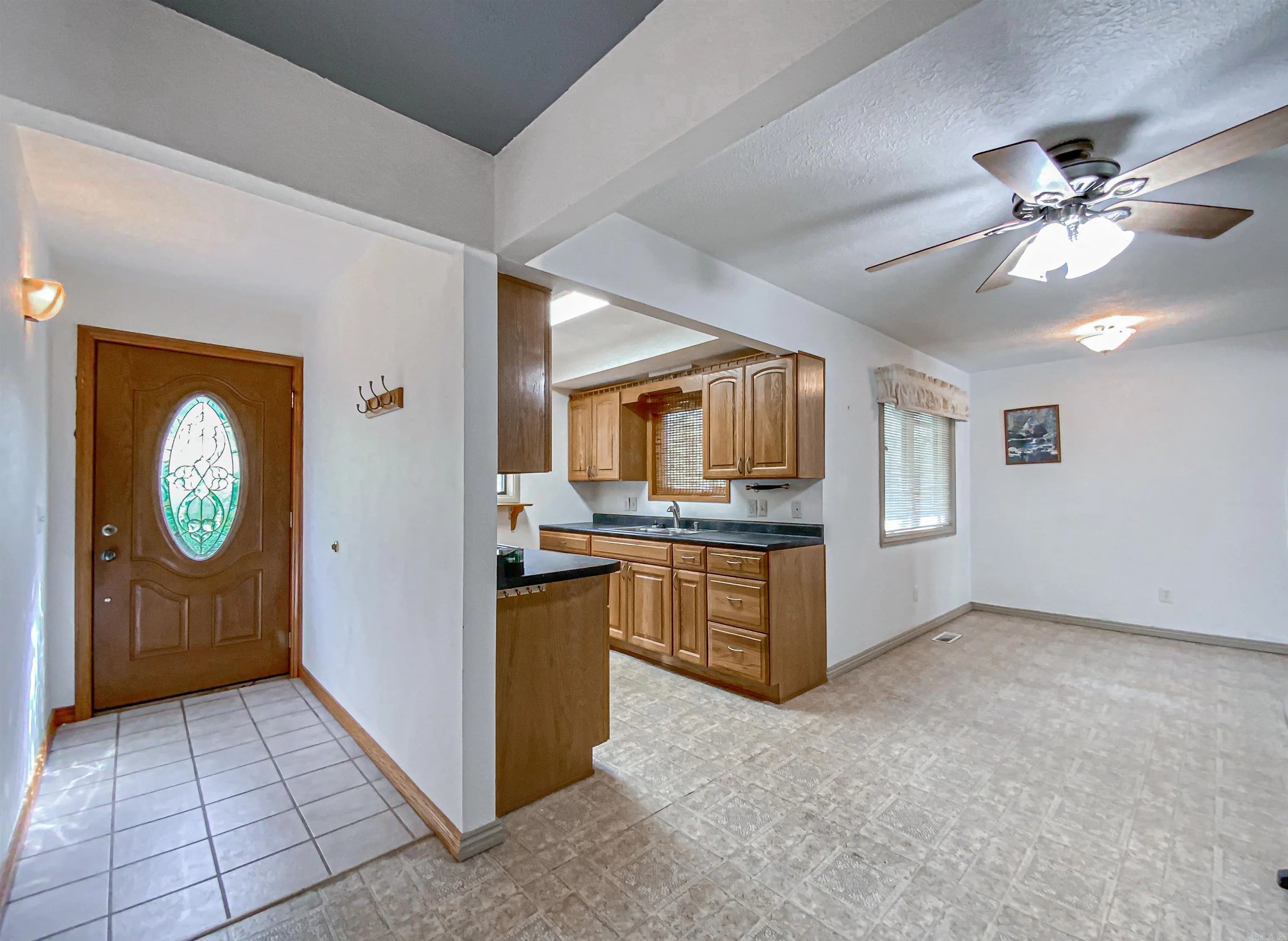 Property at 110  Walnut - Image 12