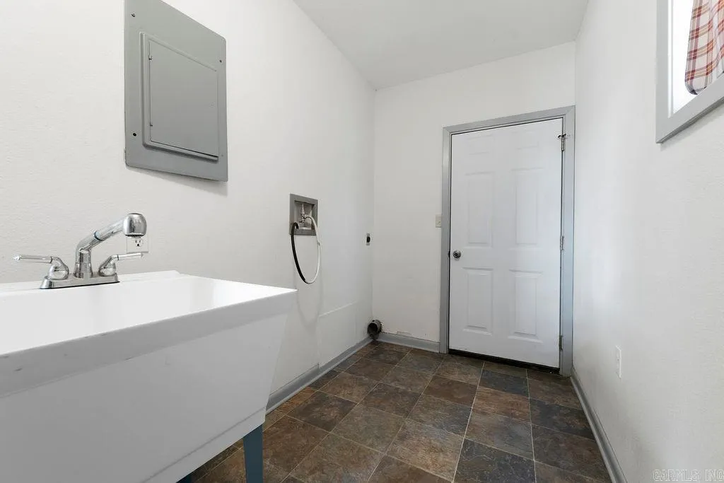 Property at 2938  Buttercreek rd - Image 29