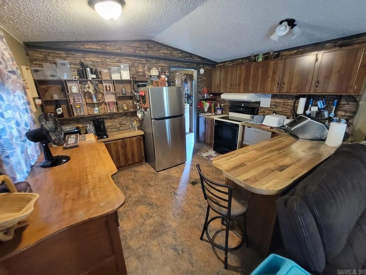 Property at 11  D and n - Image 37