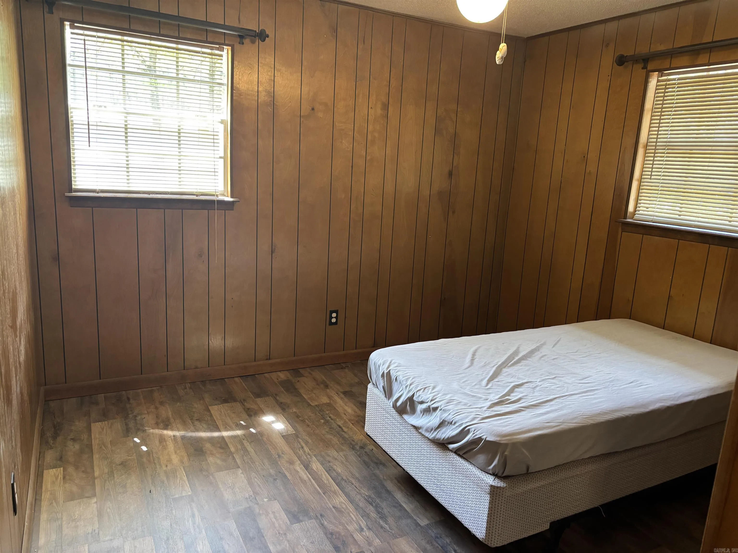 Property at 2218  Pleasure - Image 18