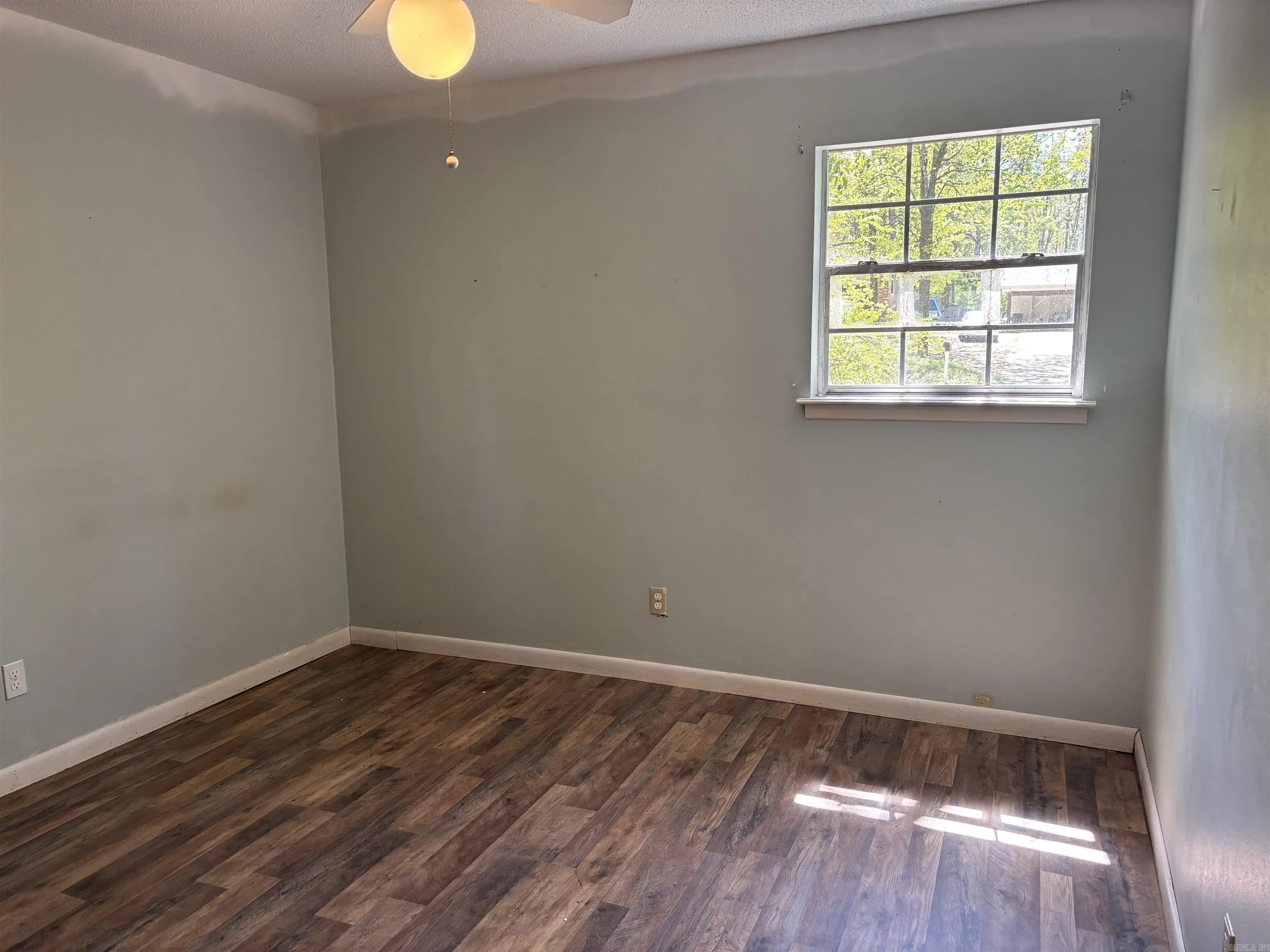 Property at 2218  Pleasure - Image 19