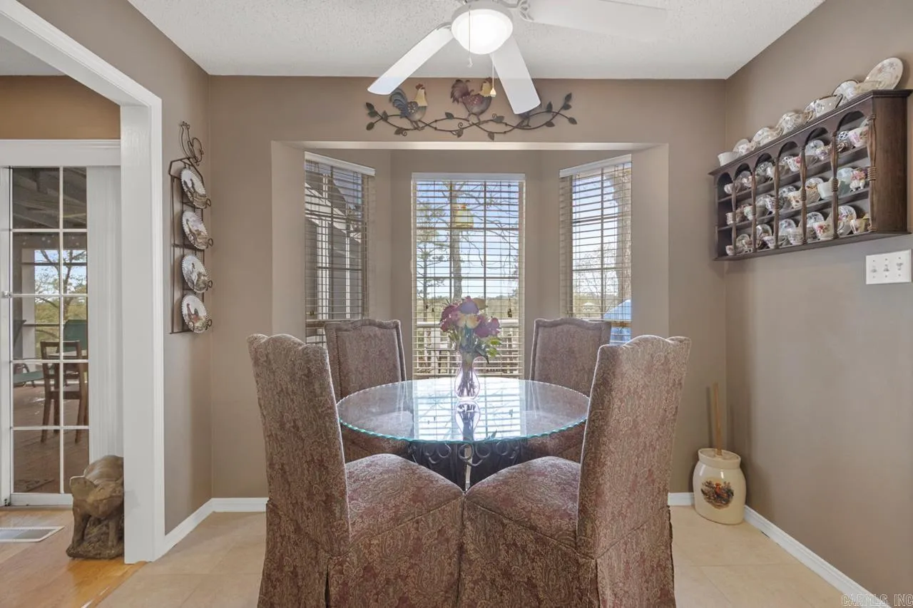 Property at 55 N Cadron - Image 16