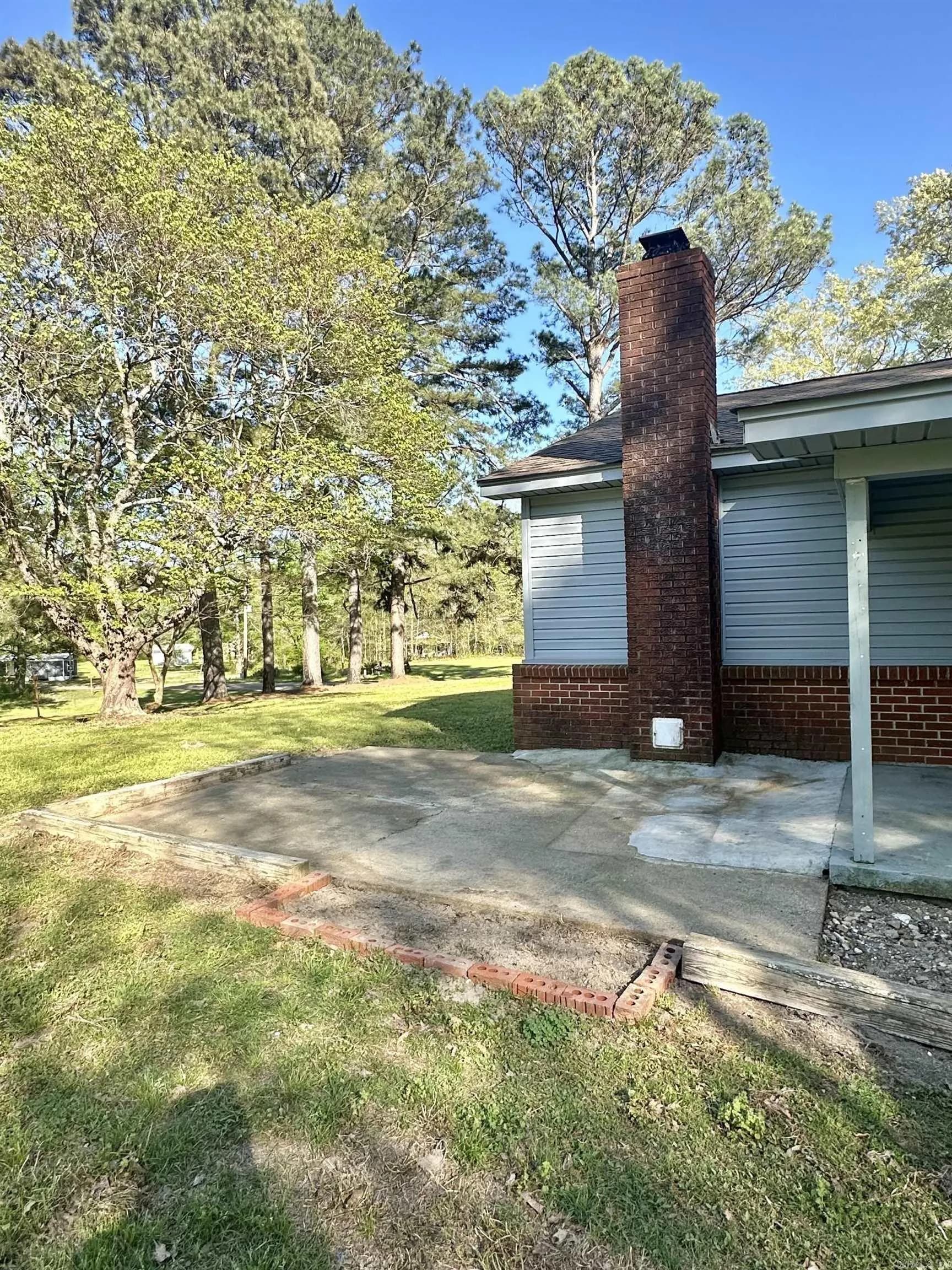 Property at 997  Gifford - Image 22