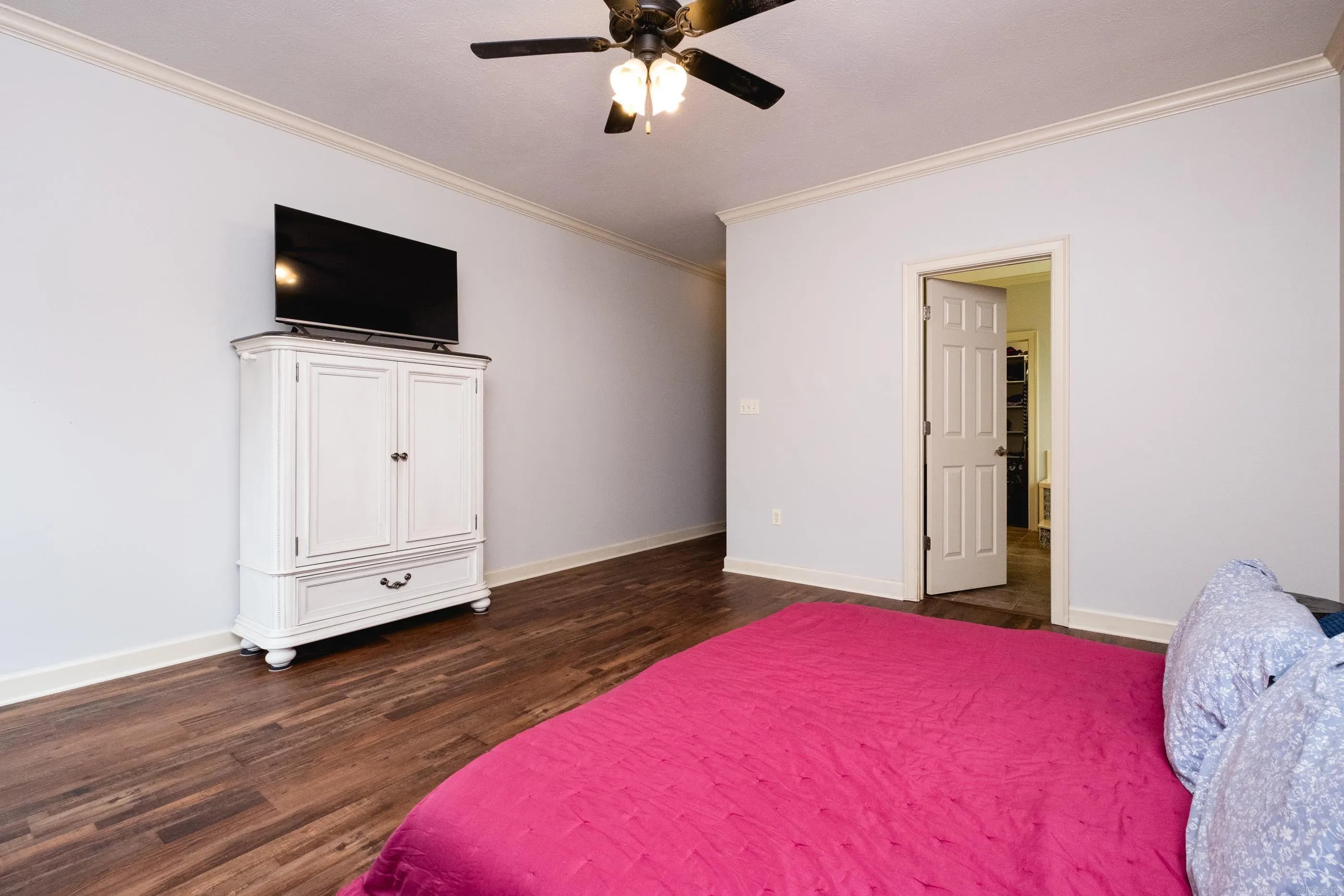 Property at 1435  Crosspoint - Image 27