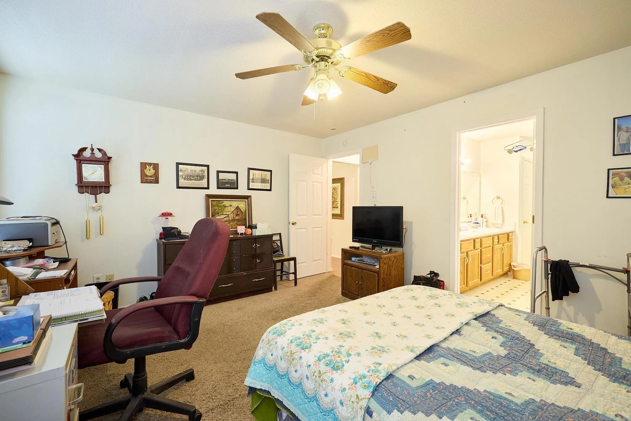 Property at 914  Amy circle - Image 12