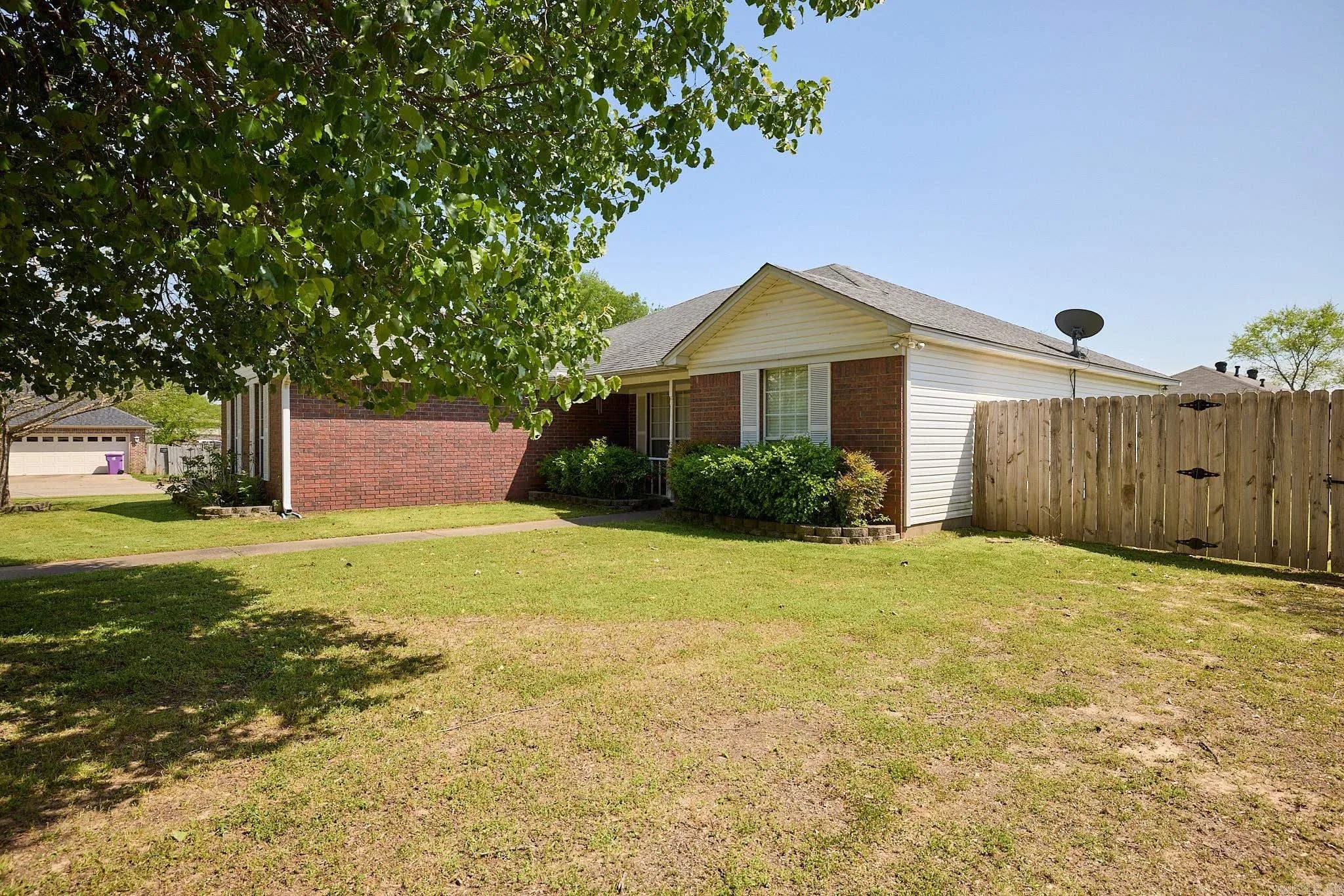 Property at 914  Amy circle - Image 26