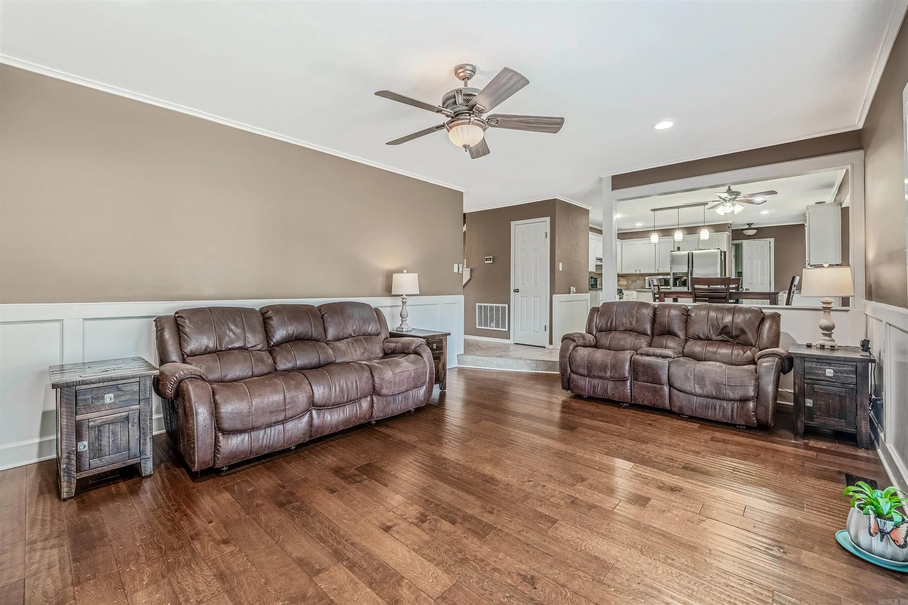 Property at 100  Charter - Image 14