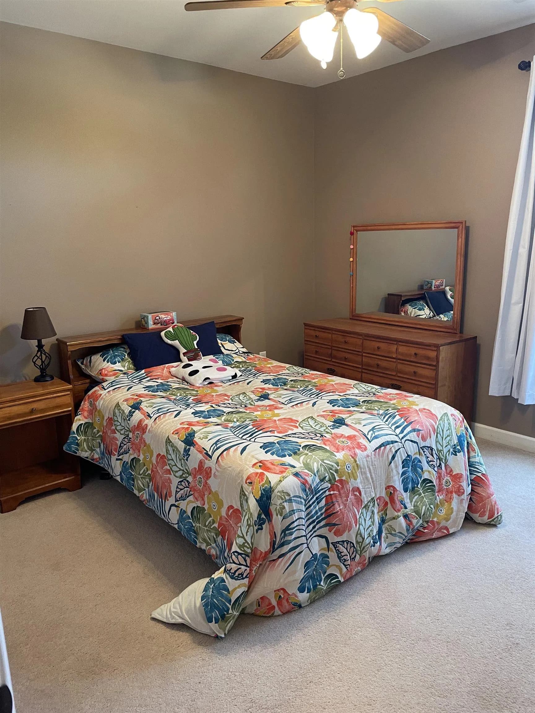 Property at 609  Earle - Image 19