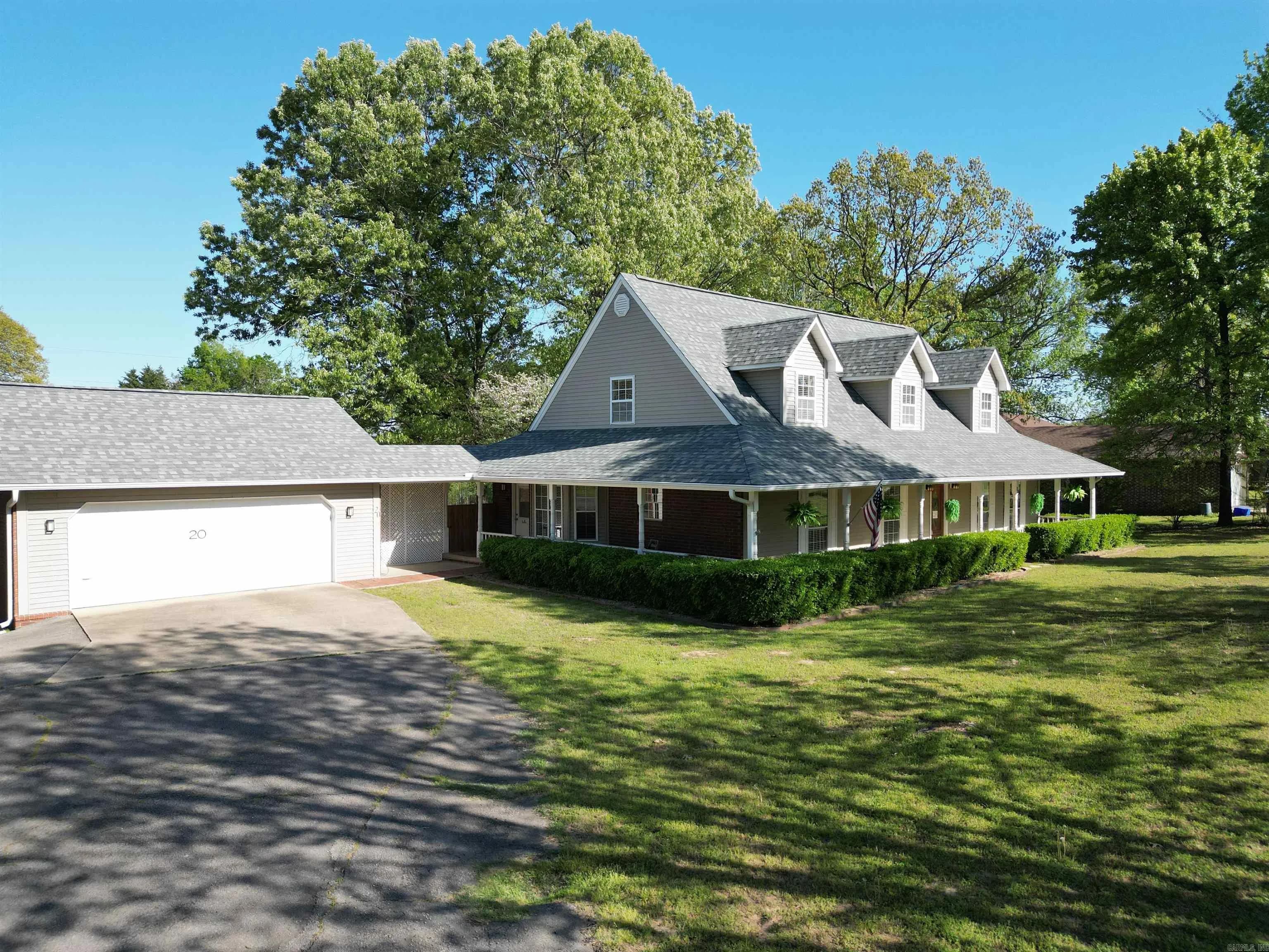 Property at 20  Mockingbird - Image 45