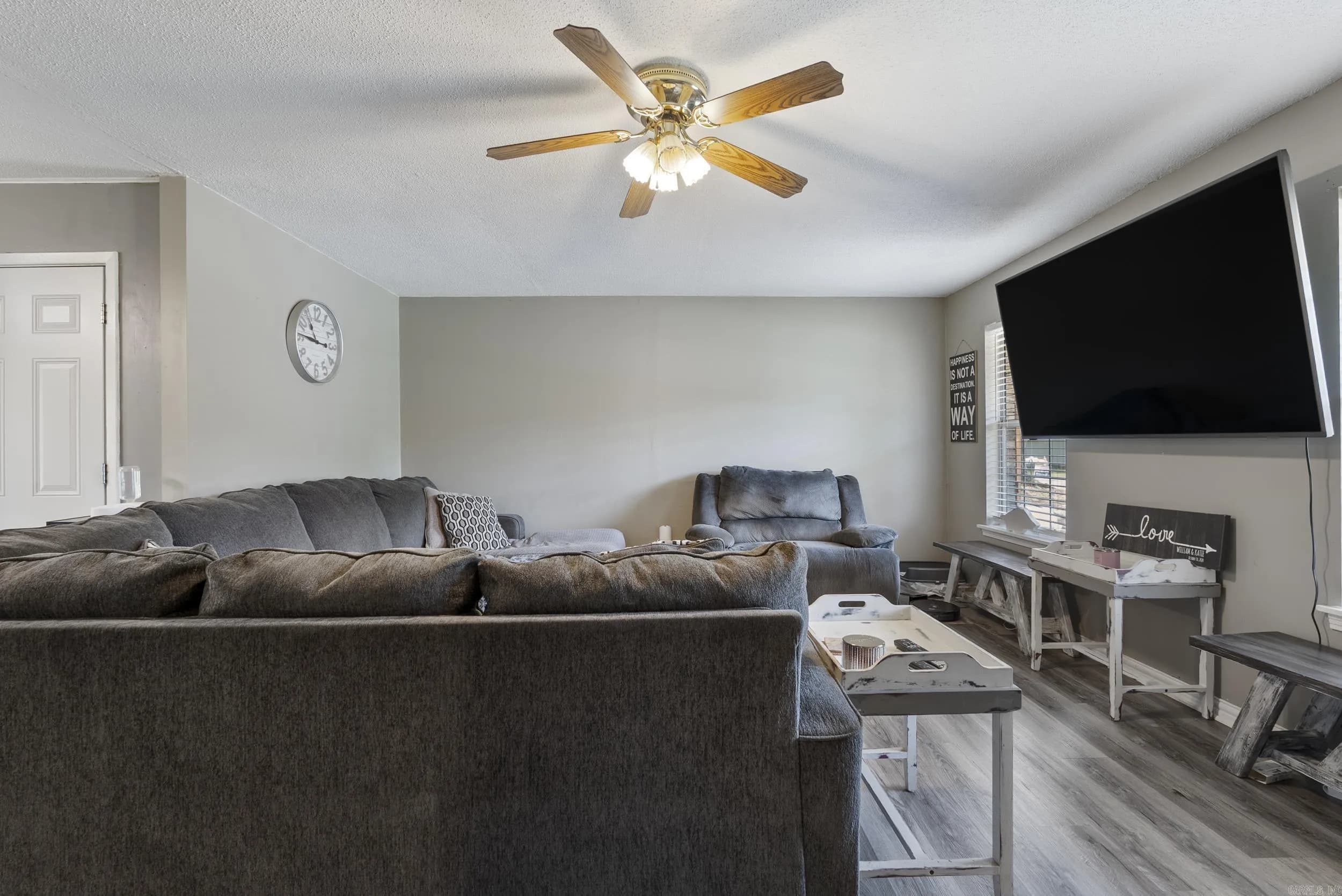 Property at 2902  Pamela - Image 12