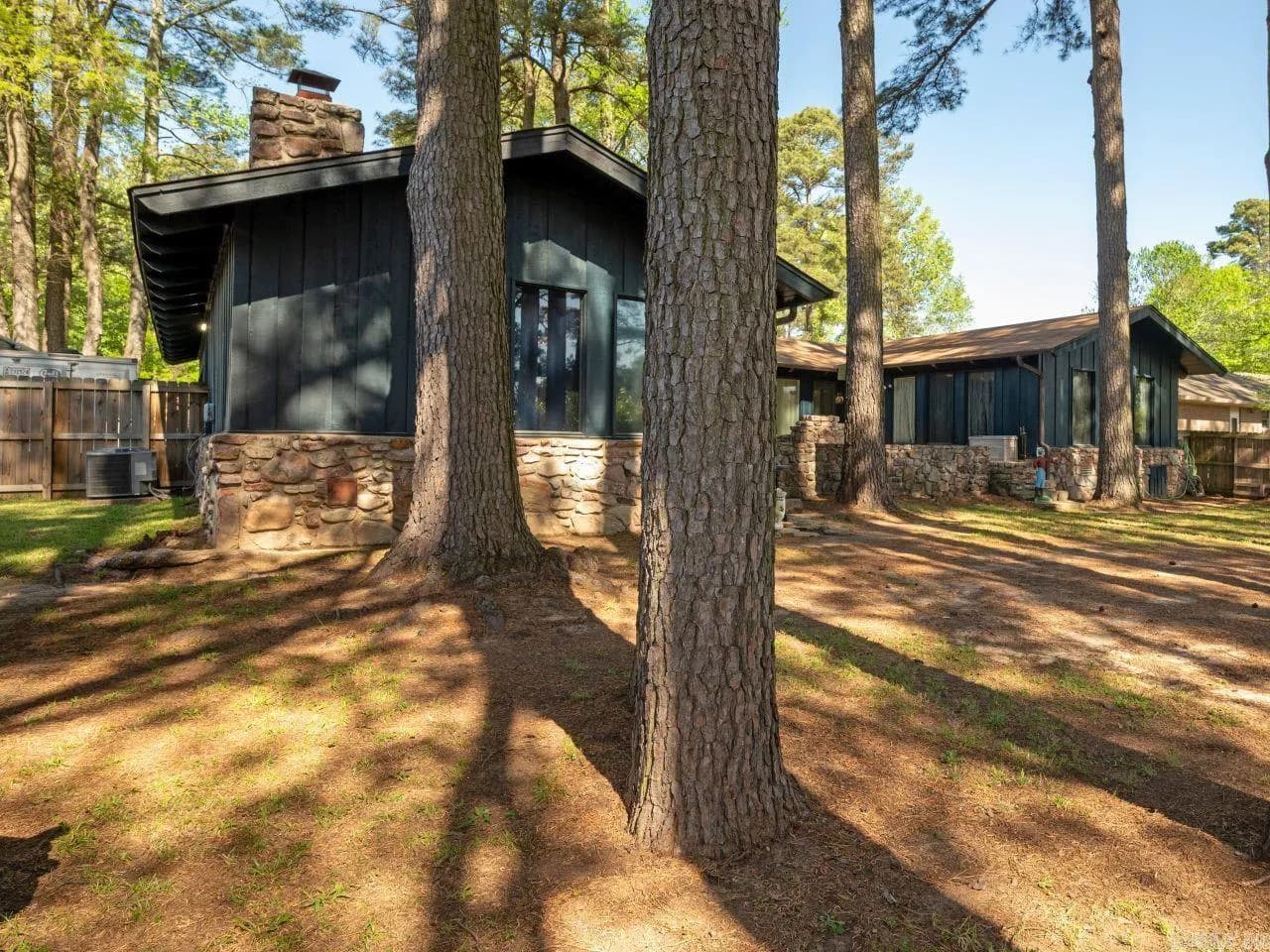 Property at 2712  Gray fox - Image 12