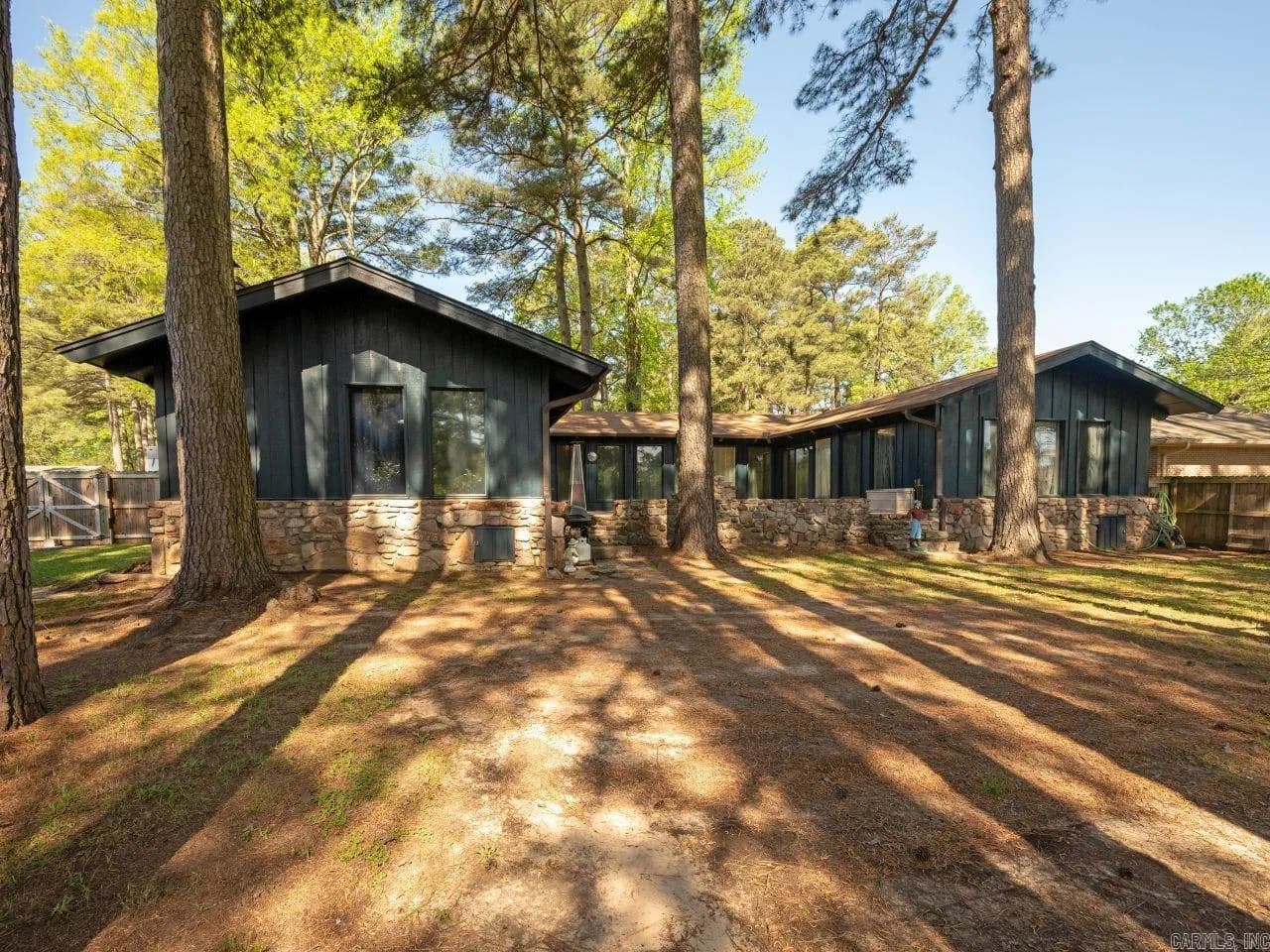 Property at 2712  Gray fox - Image 11