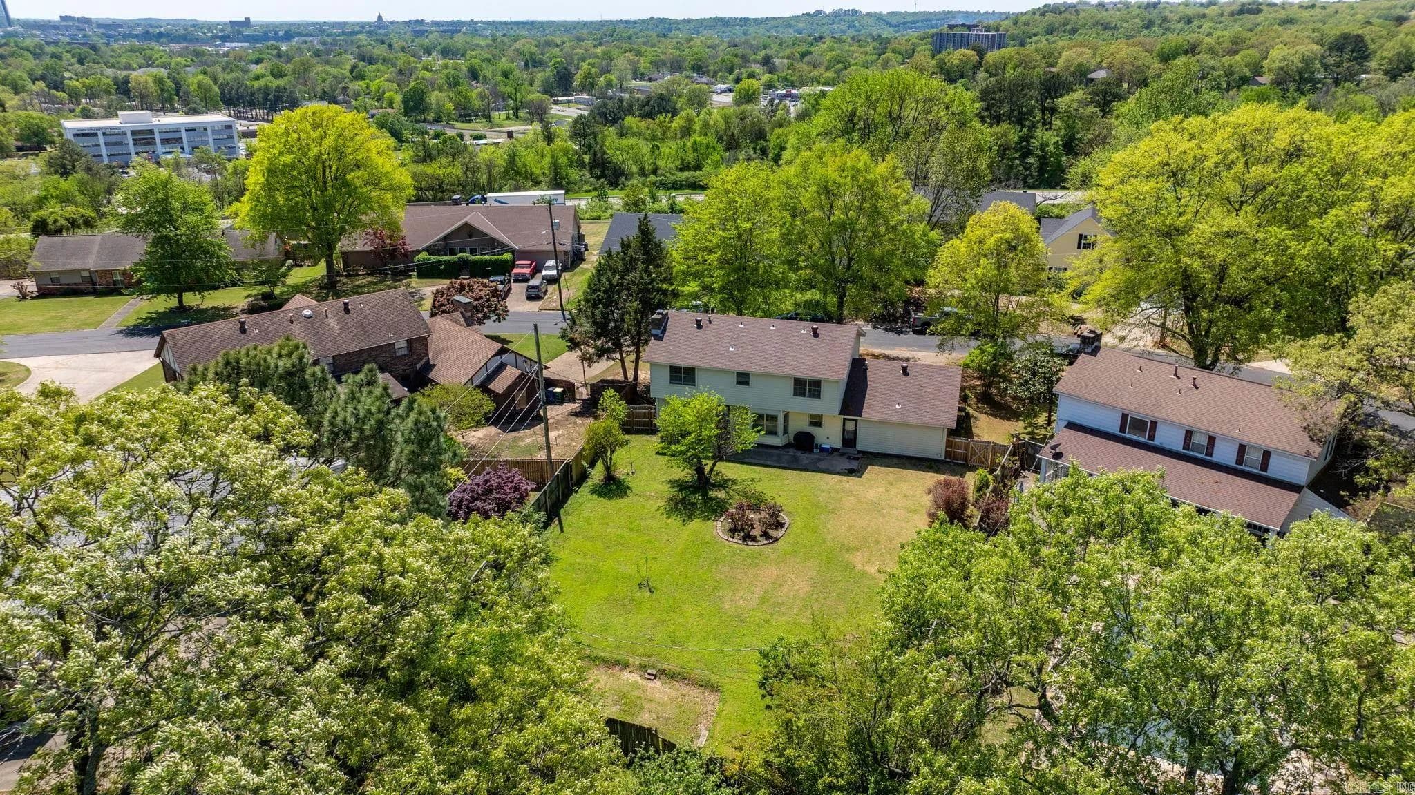 Property at 1017  Cherry hill - Image 8
