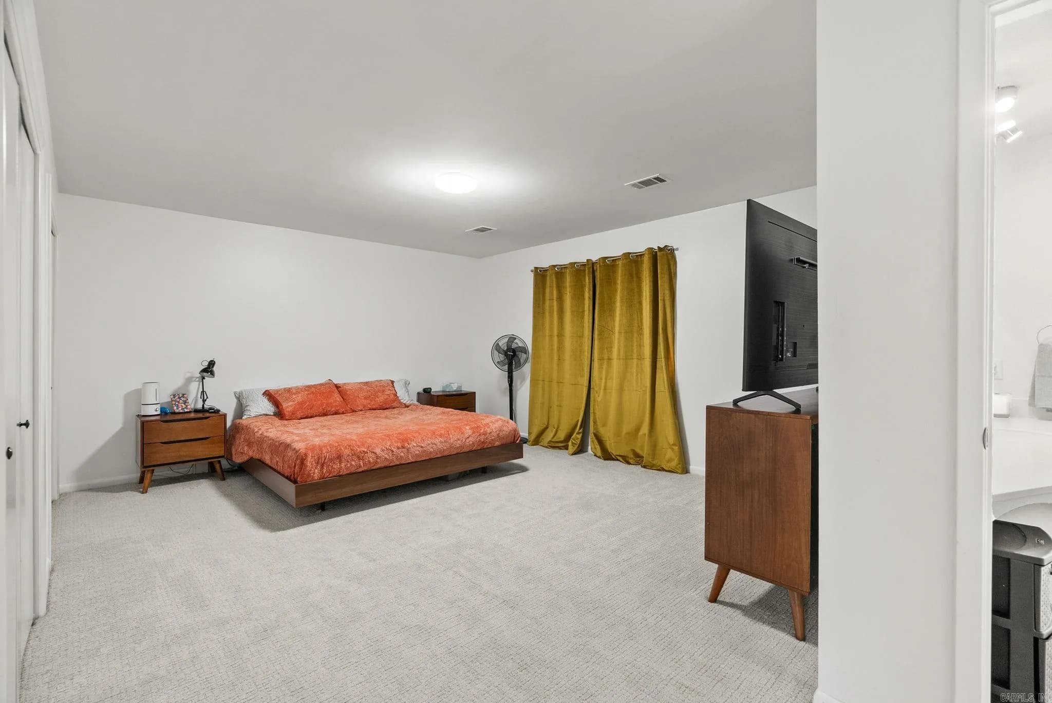 Property at 1017  Cherry hill - Image 38