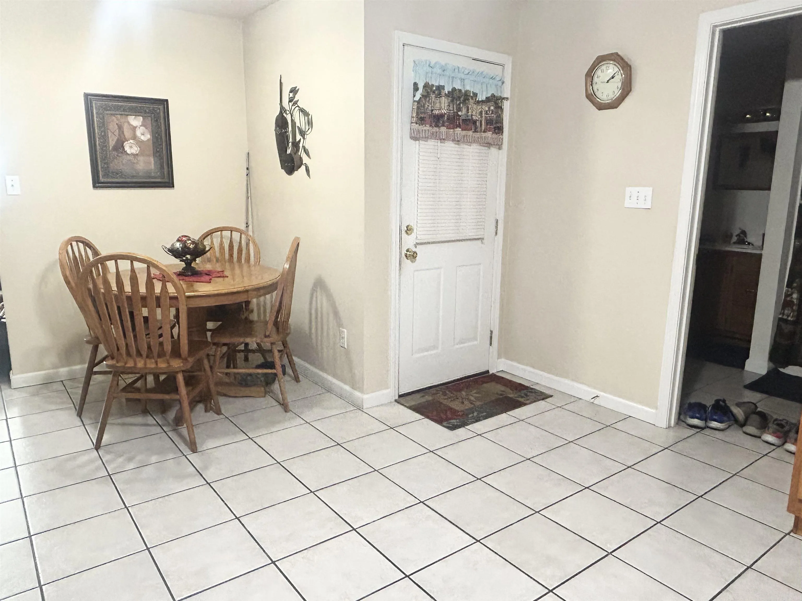 Property at 1307  Desota - Image 7