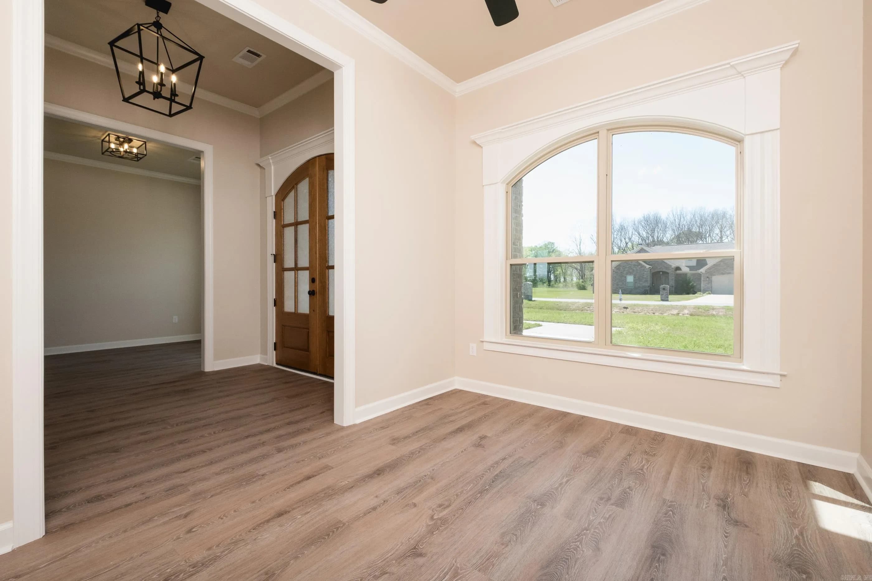 Property at 13558  Smarty jones - Image 8