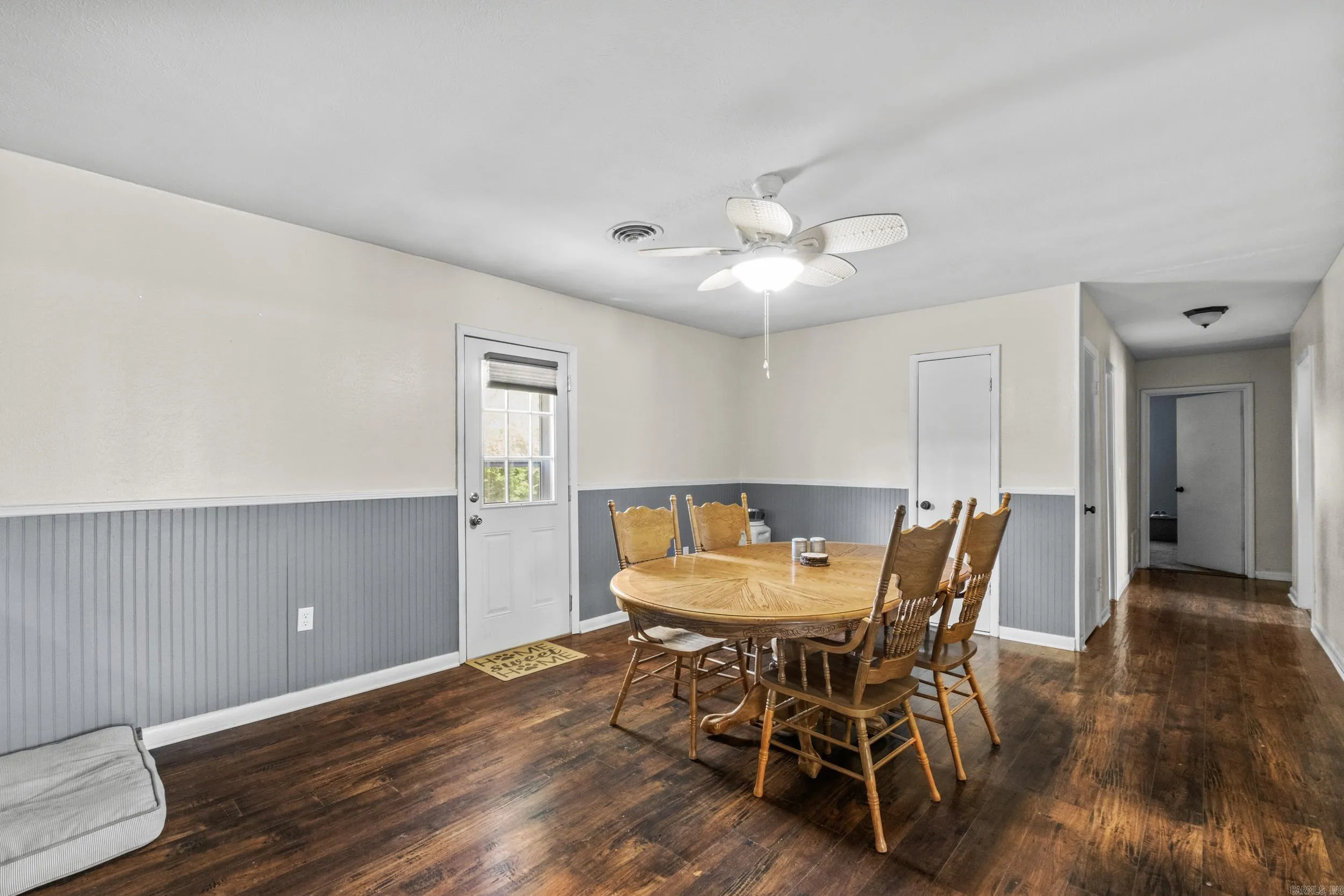 Property at 701 N Spruce - Image 10