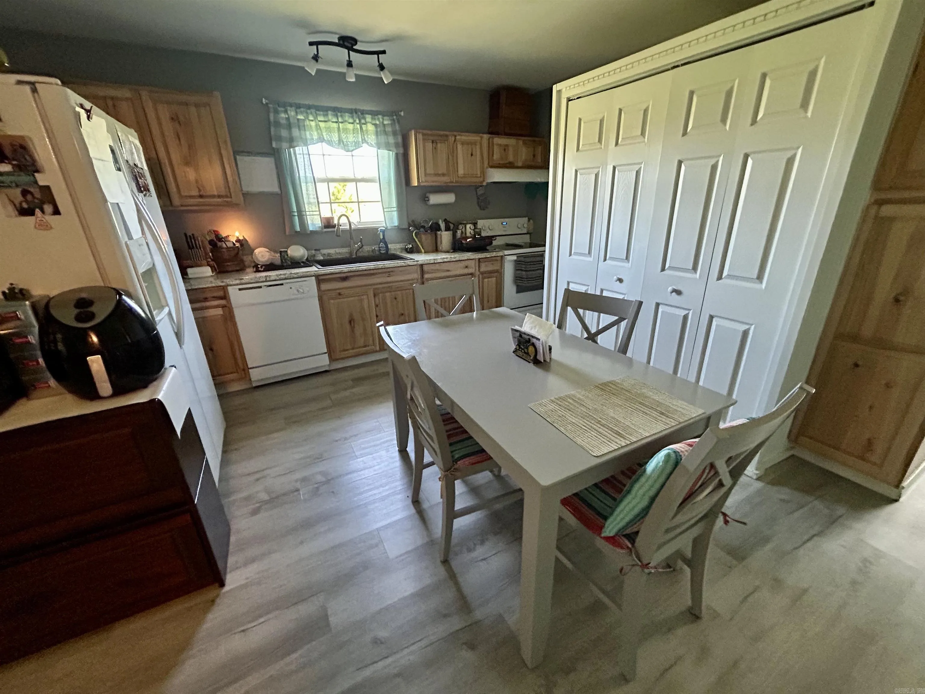 Property at 175  Casey - Image 25