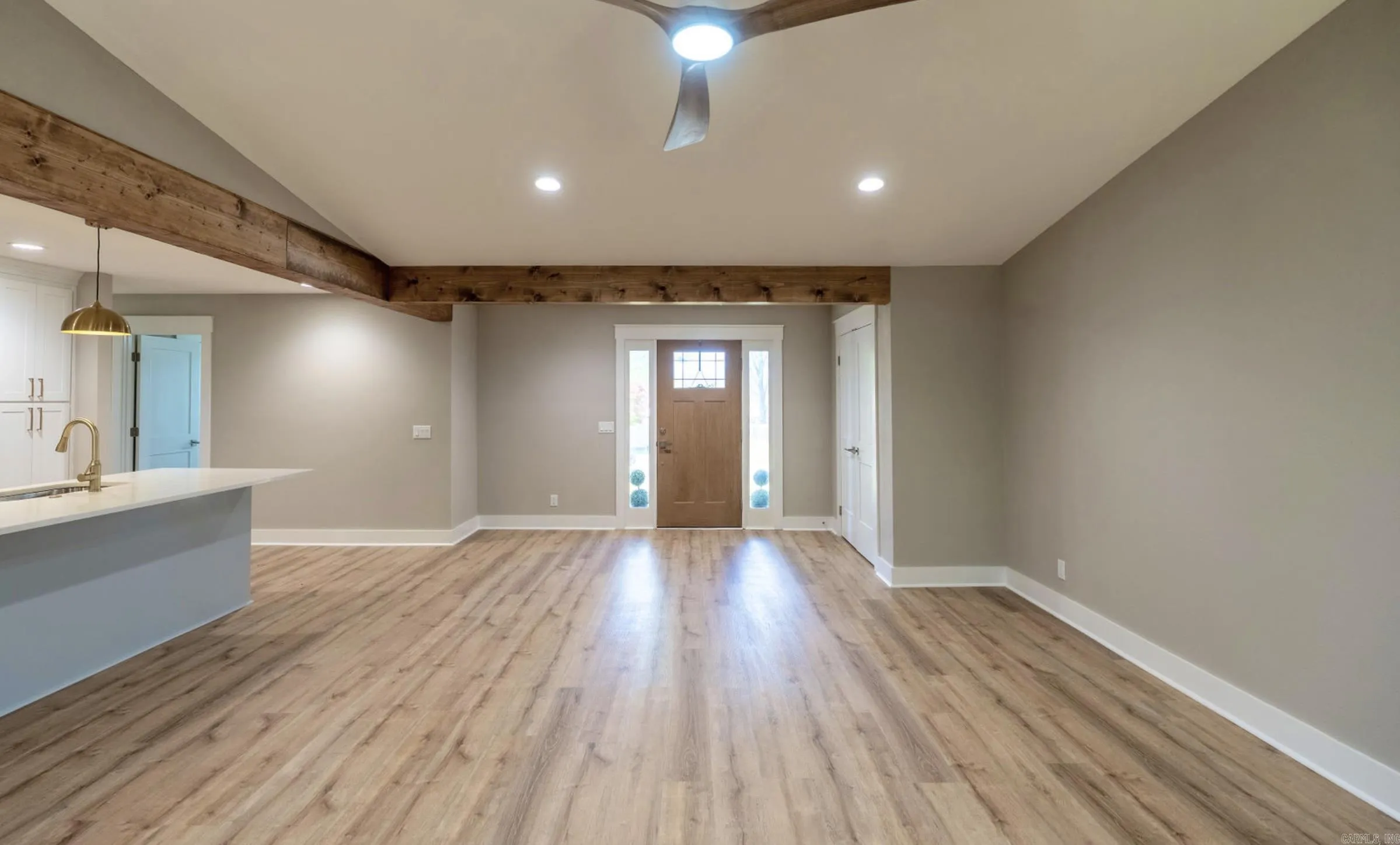Property at 2405  Murray - Image 8