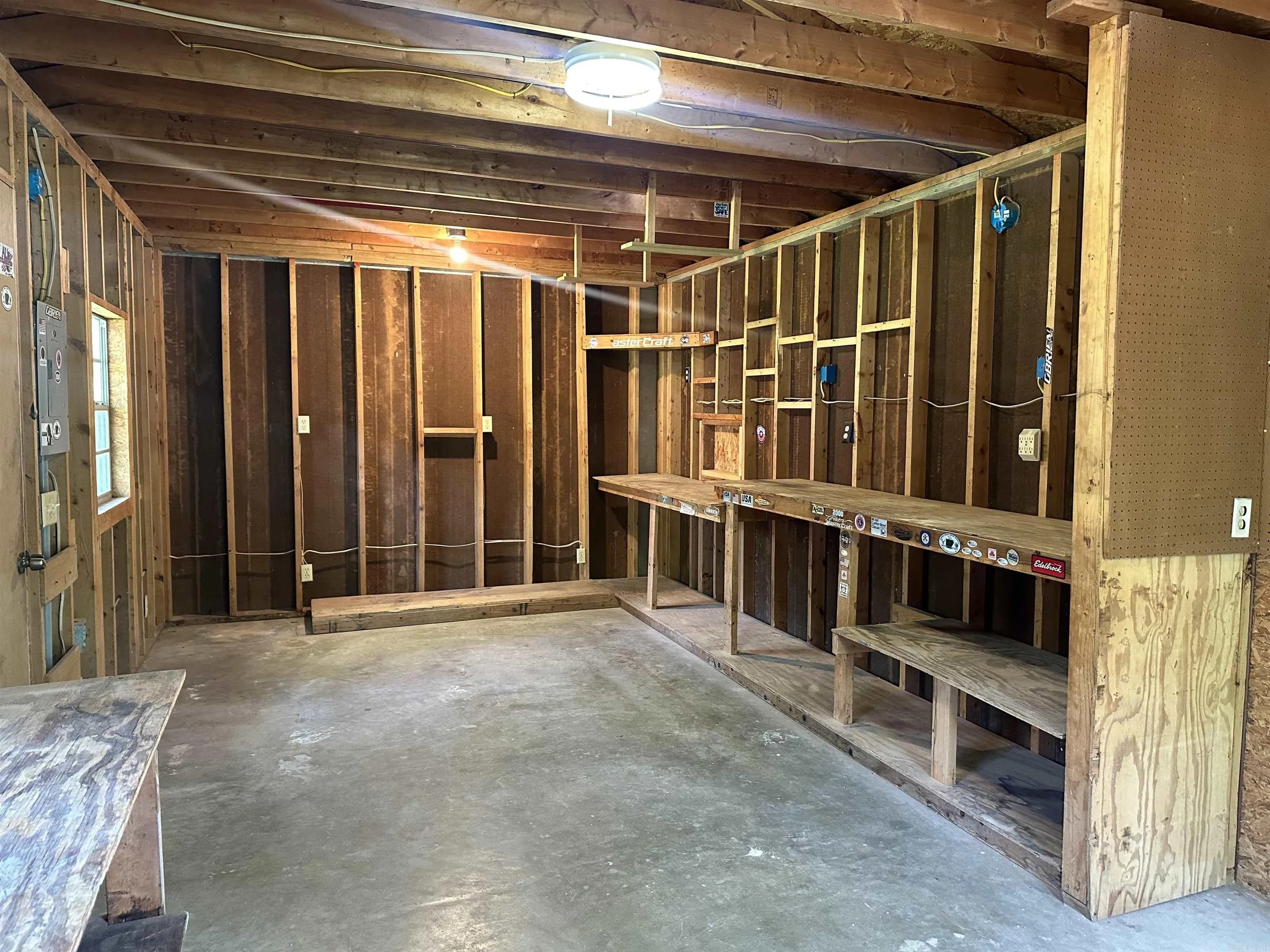 Property at 504 S Claremont - Image 40