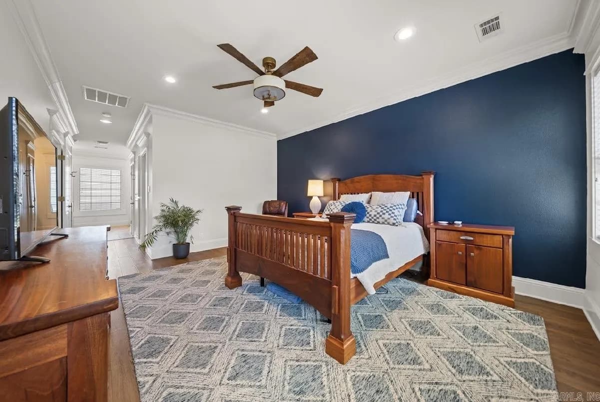Property at 117  Summer dog - Image 23