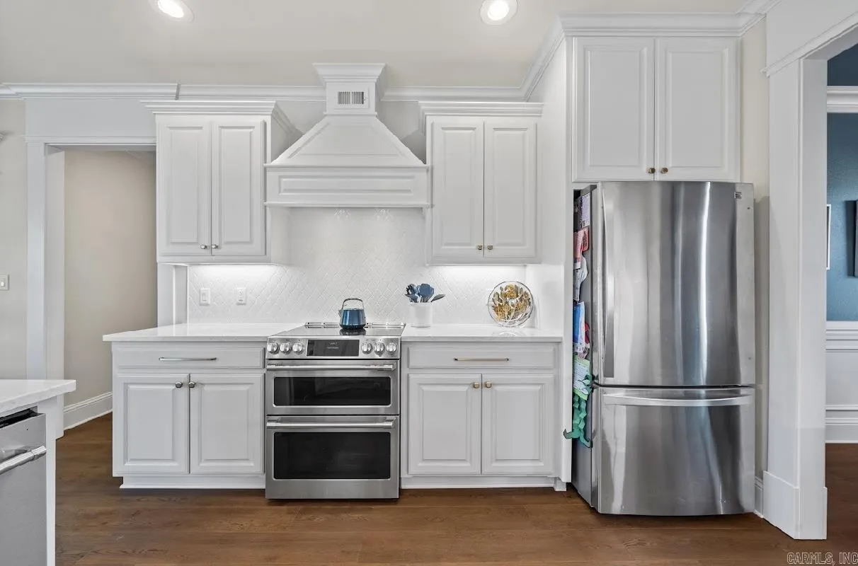 Property at 117  Summer dog - Image 17