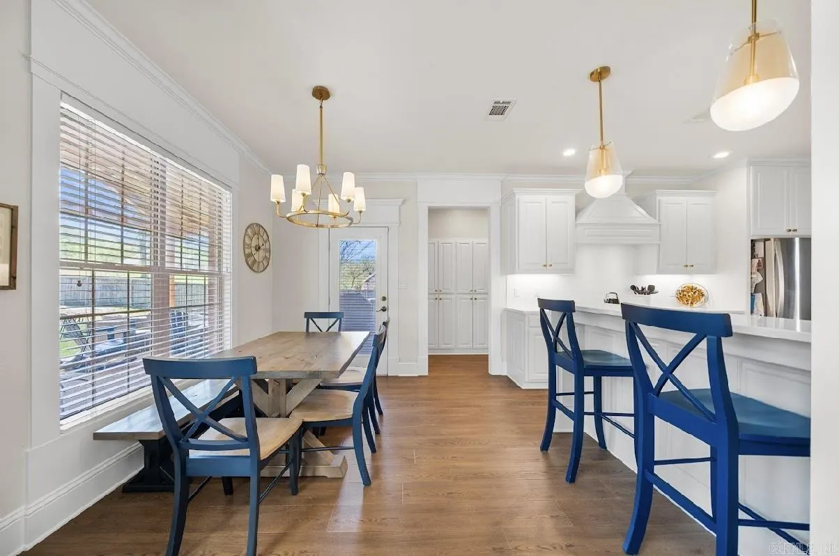 Property at 117  Summer dog - Image 11