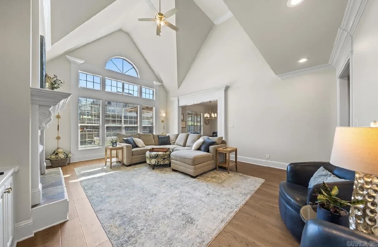 Property at 117  Summer dog - Image 7