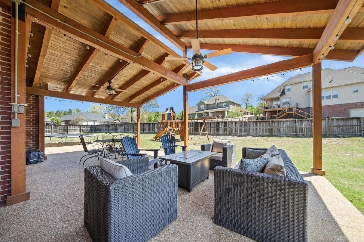 Property at 117  Summer dog - Image 43