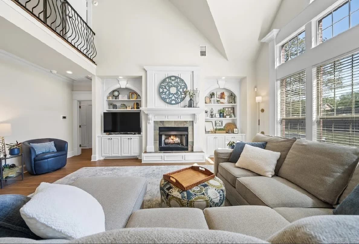 Property at 117  Summer dog - Image 8
