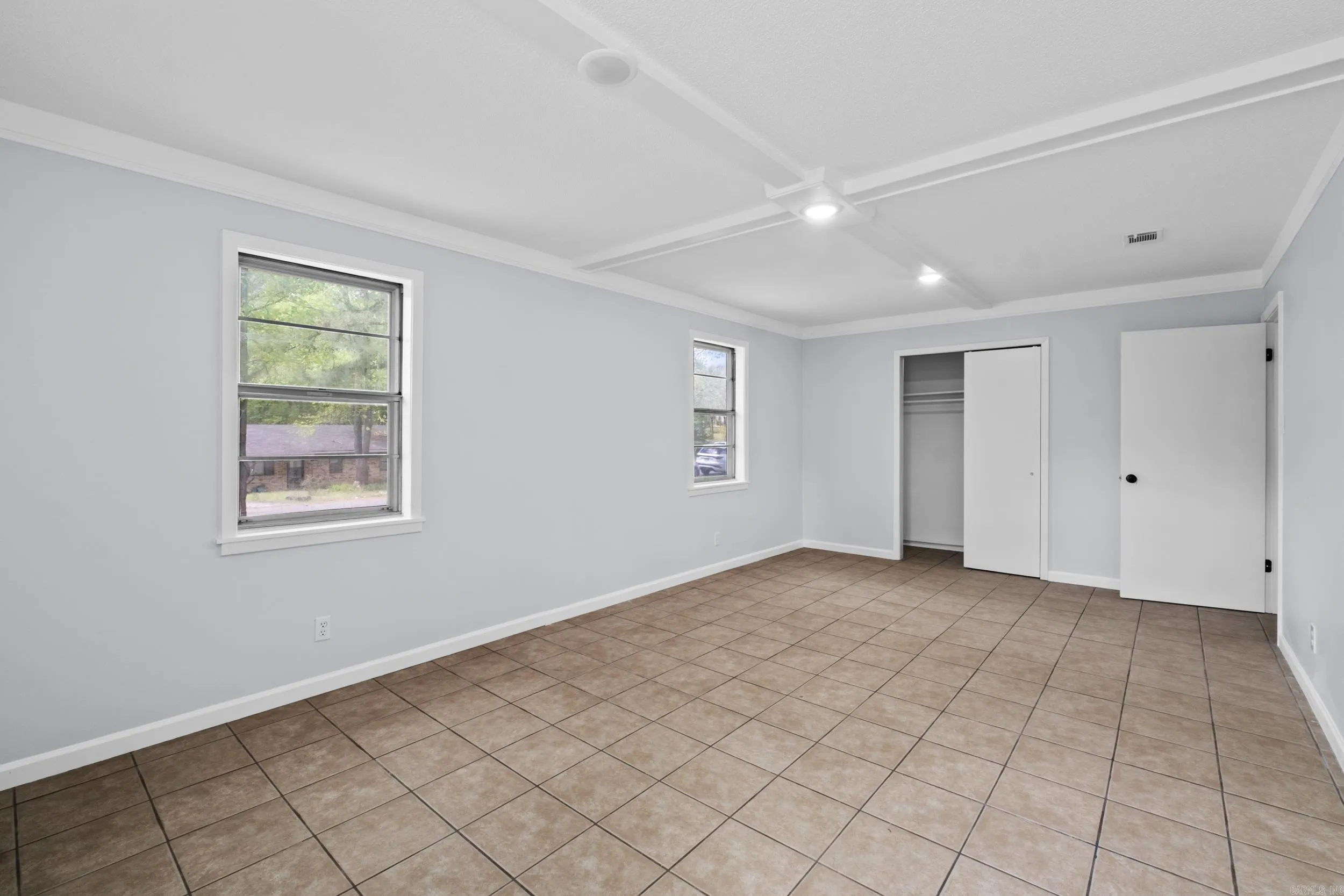 Property at 1010  Gary - Image 16