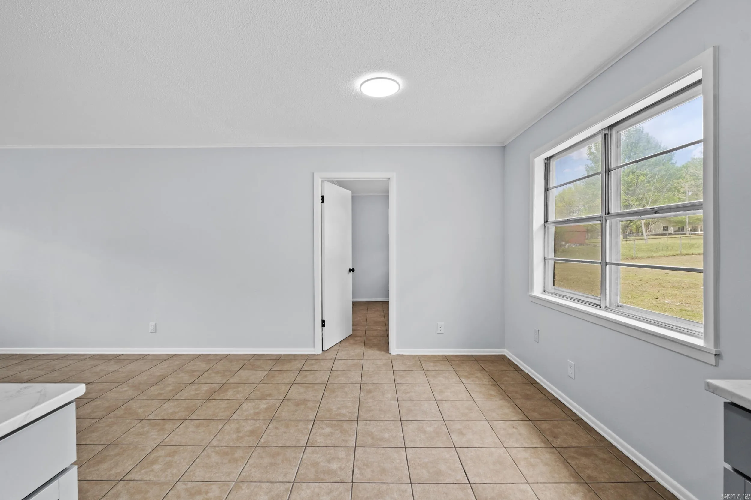 Property at 1010  Gary - Image 12
