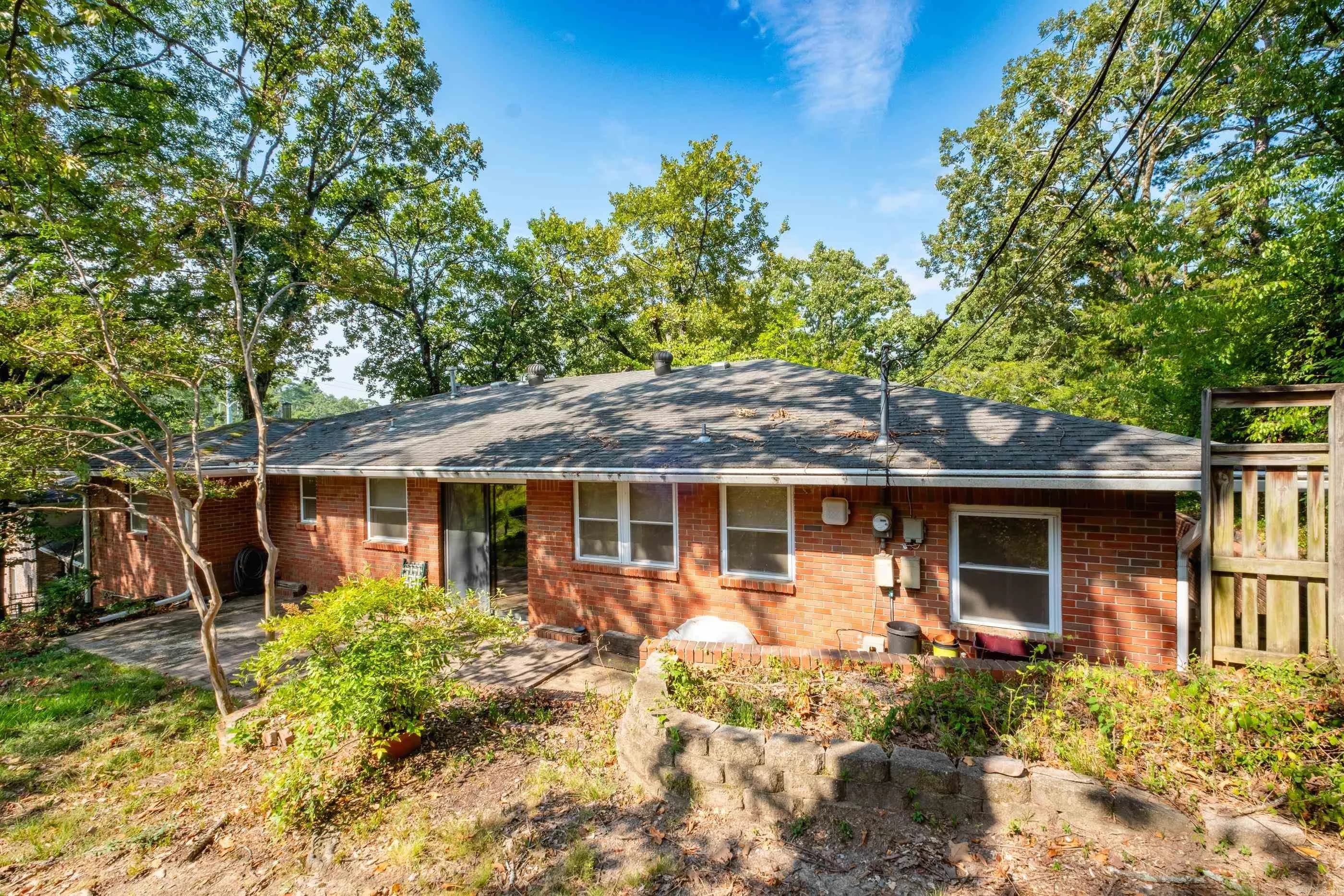 Property at 519  Hall - Image 36