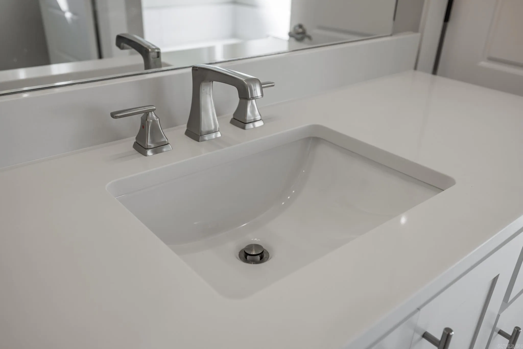 Property at 77  Biarritz - Image 38