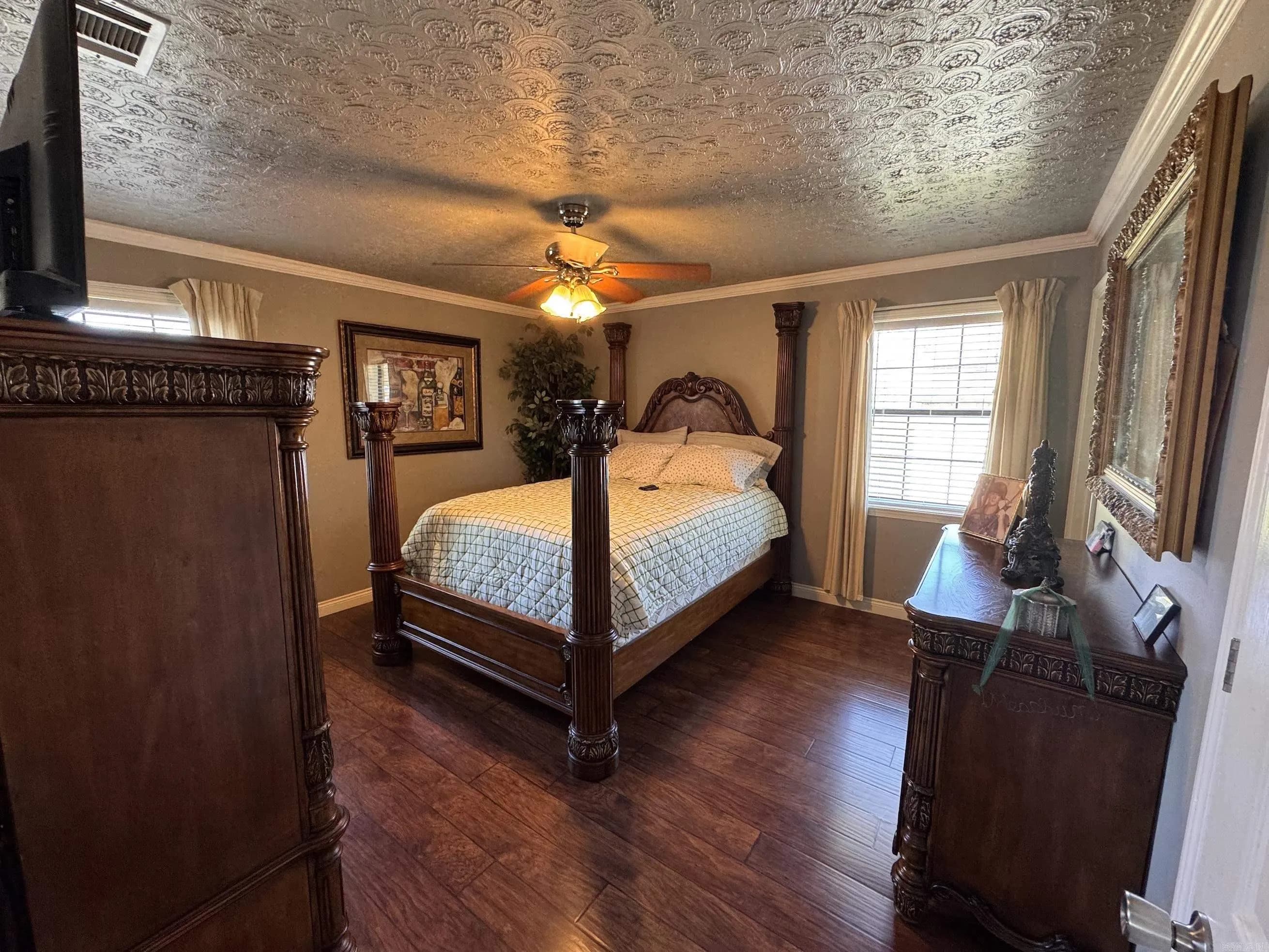Property at 148  Meadow brook - Image 25