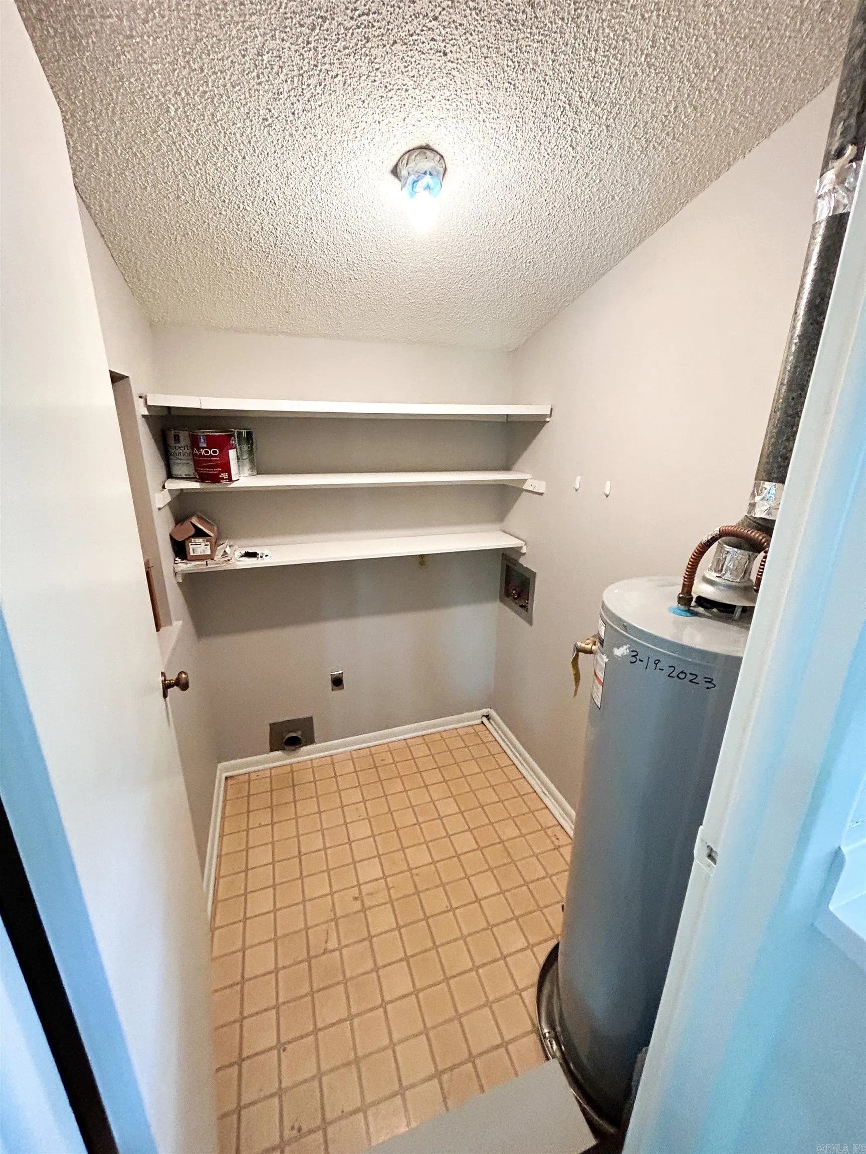 Property at 6209  Blackhawk - Image 12