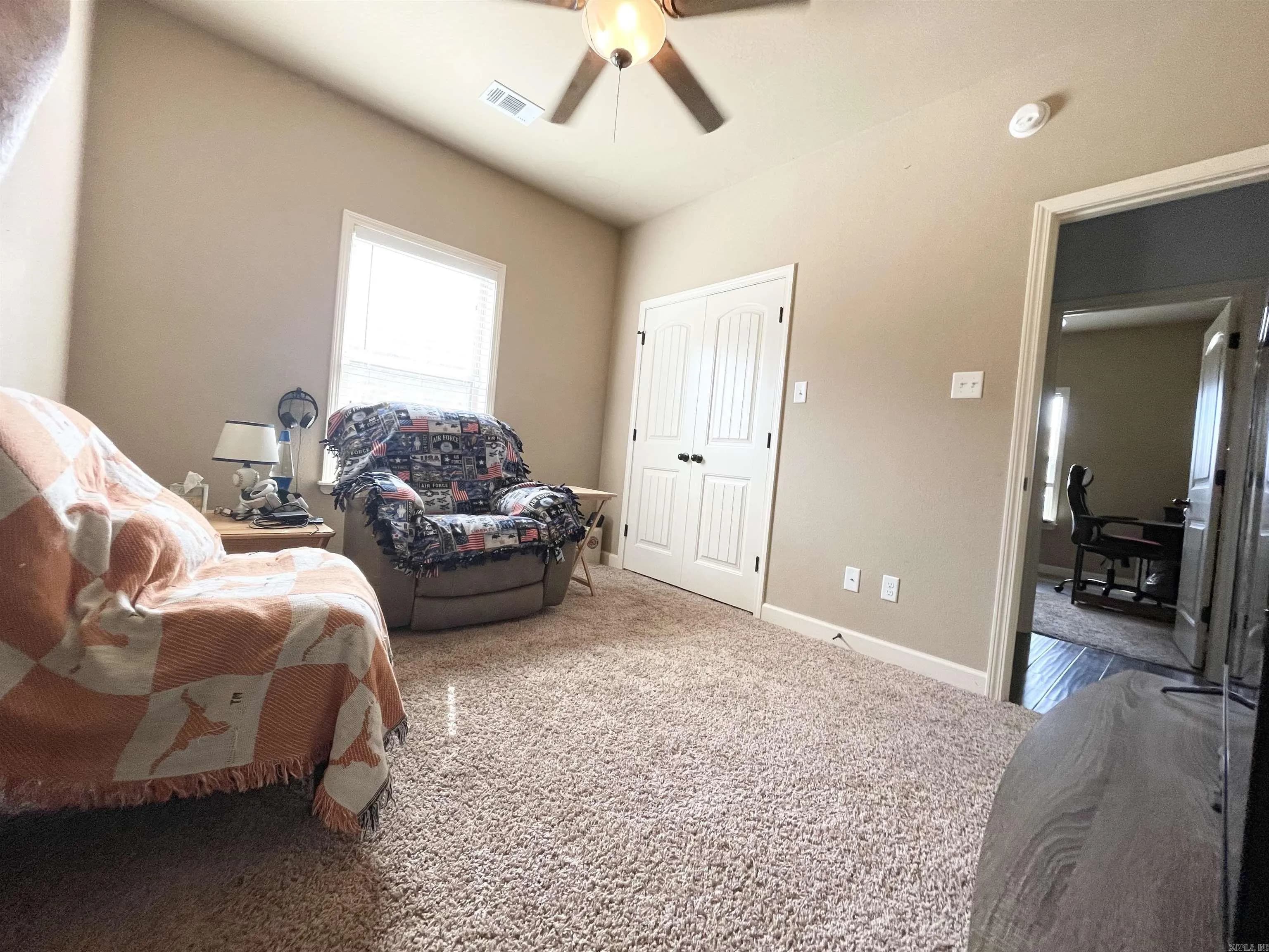Property at 732  Mango - Image 36