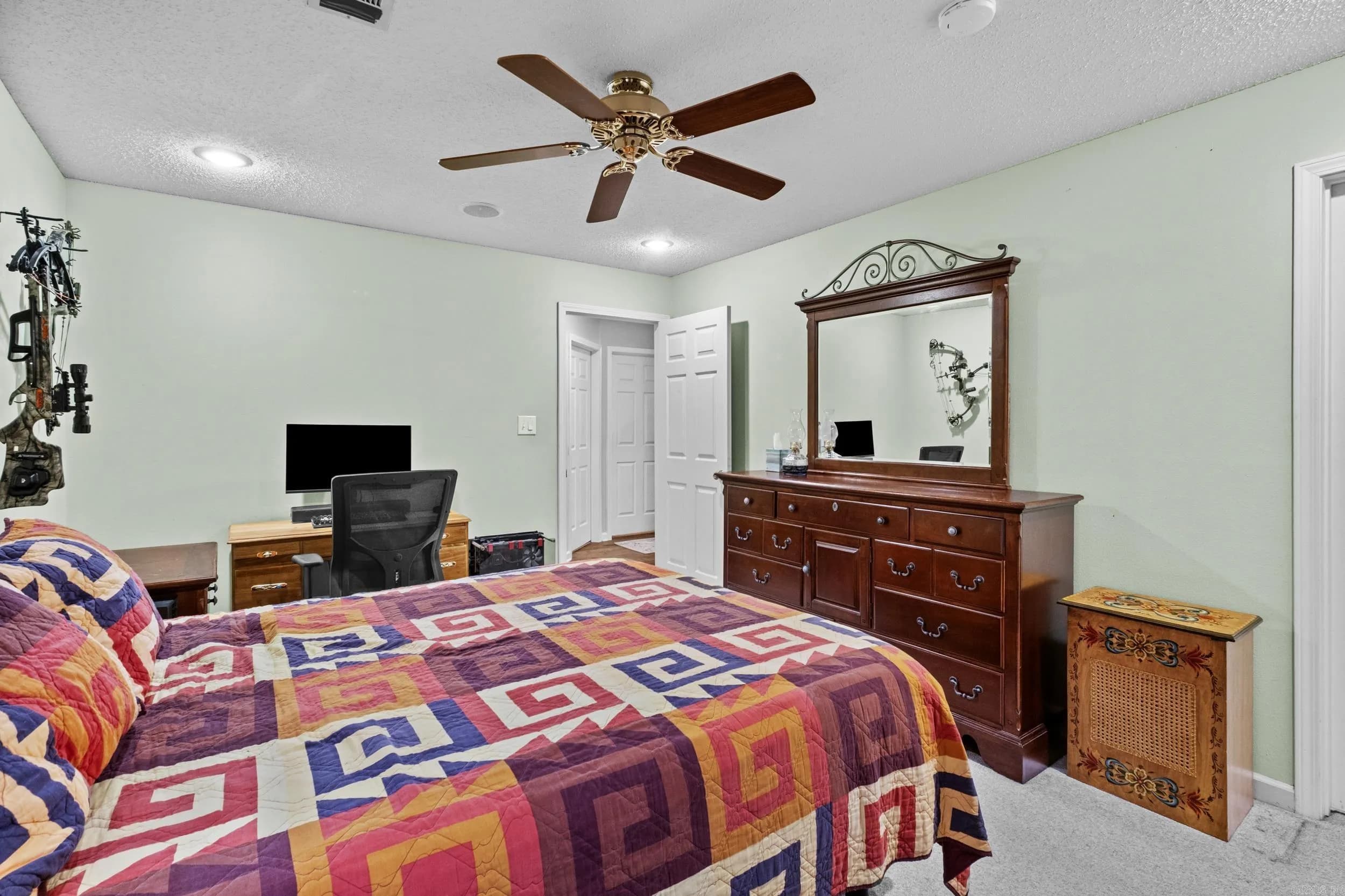 Property at 106  Lelia - Image 11