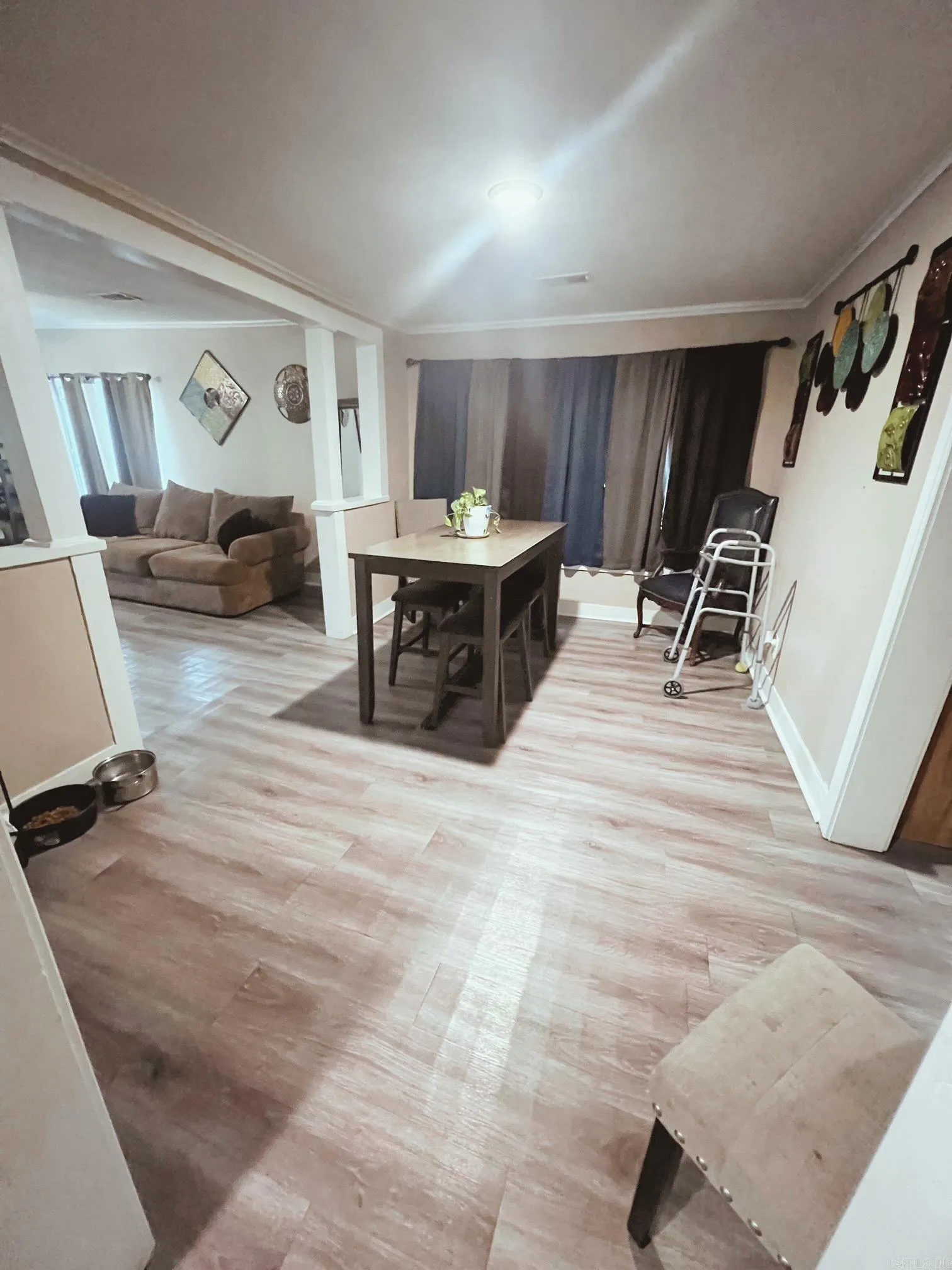 Property at 706  Summer - Image 6