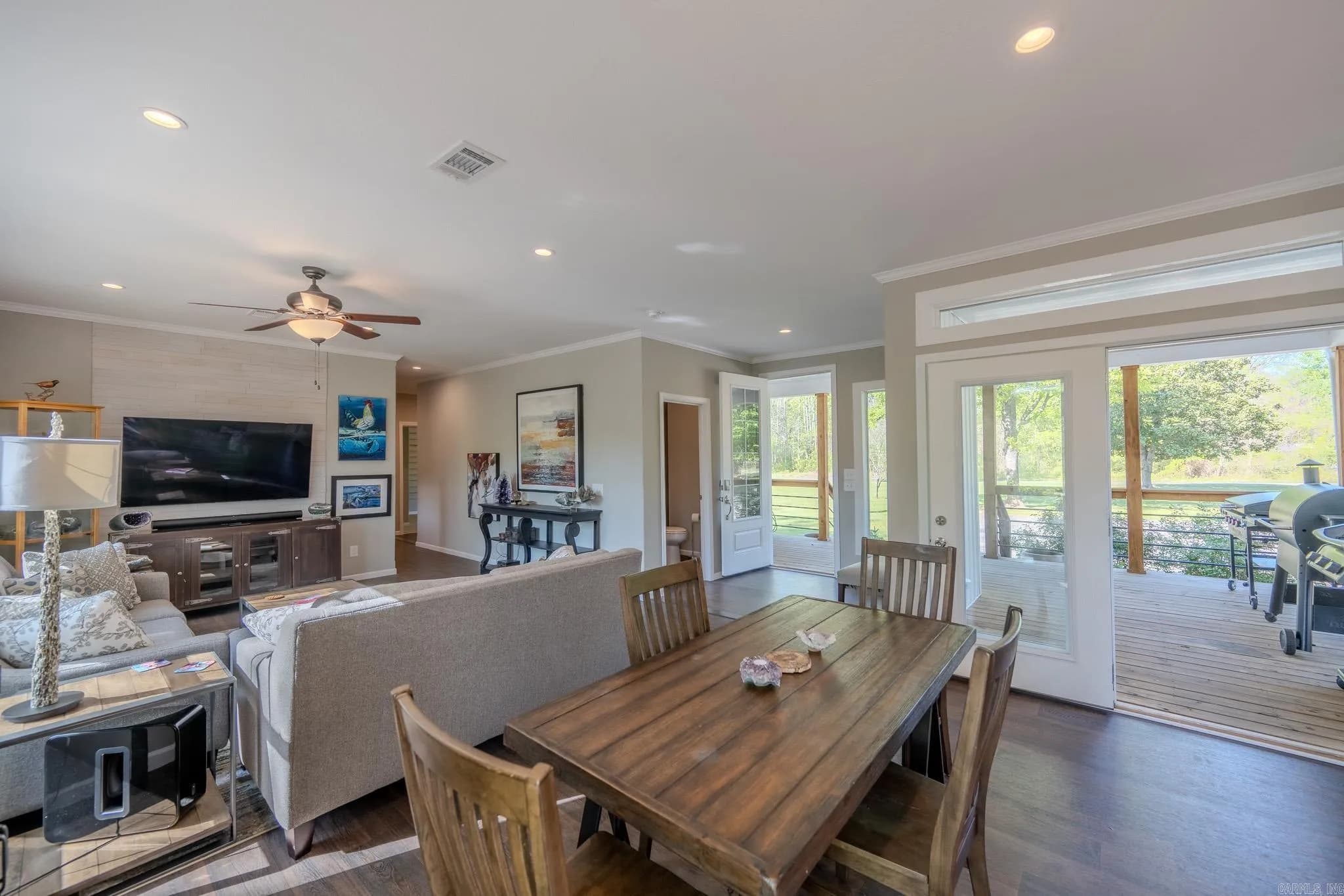 Property at 2489  Riverbend - Image 10