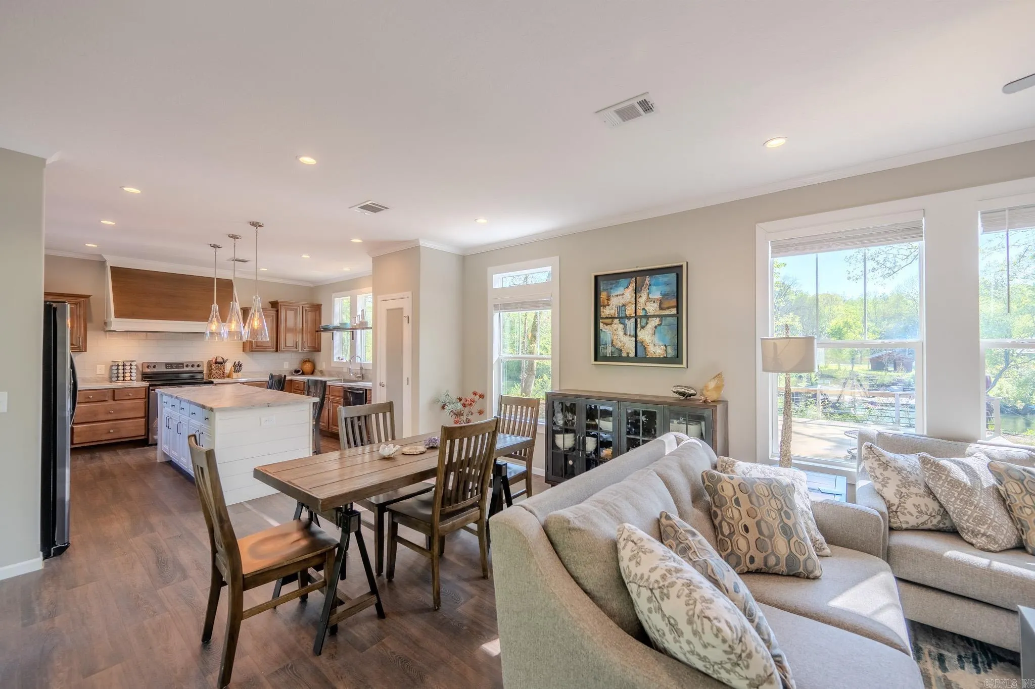 Property at 2489  Riverbend - Image 15