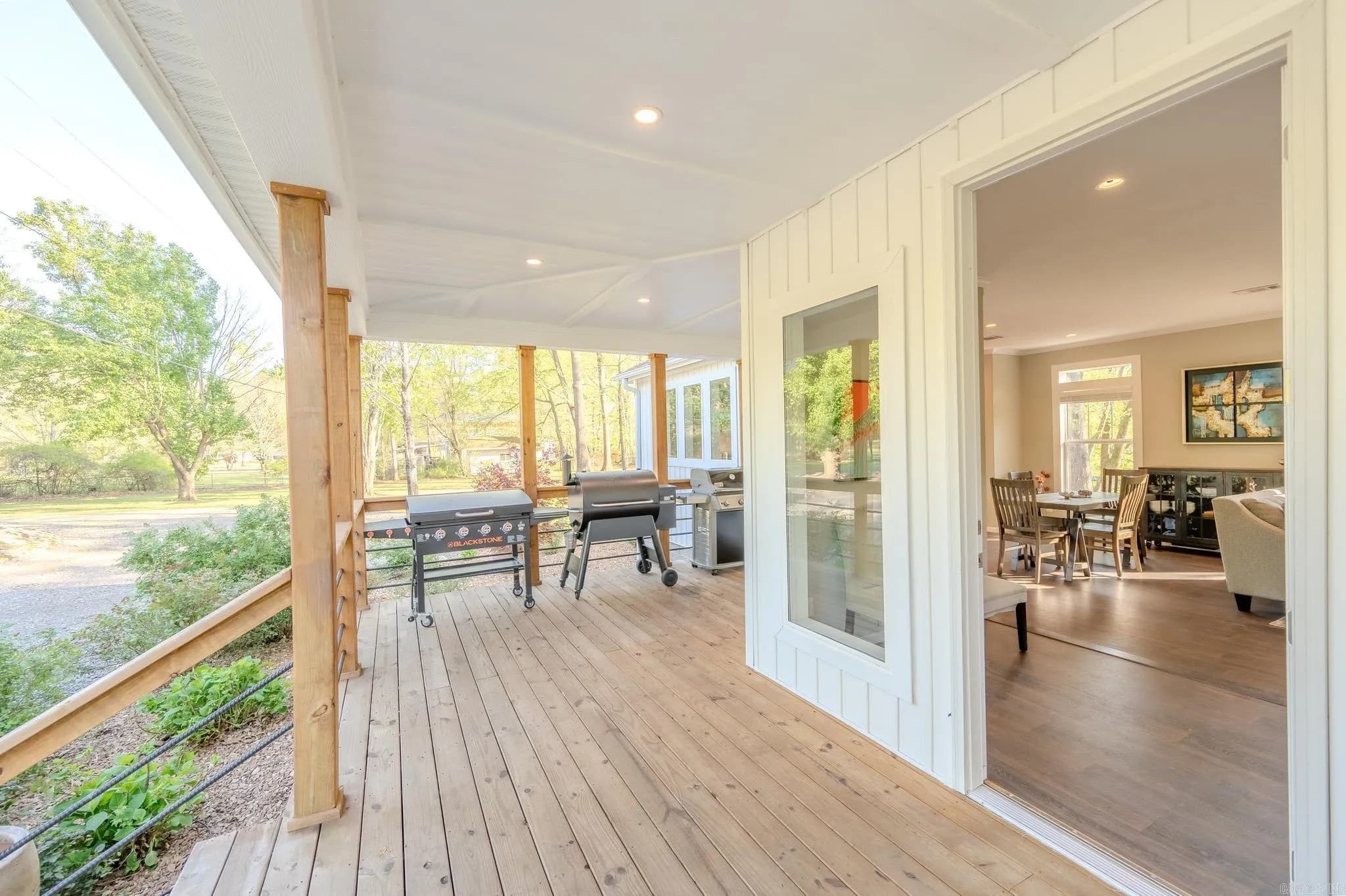 Property at 2489  Riverbend - Image 35