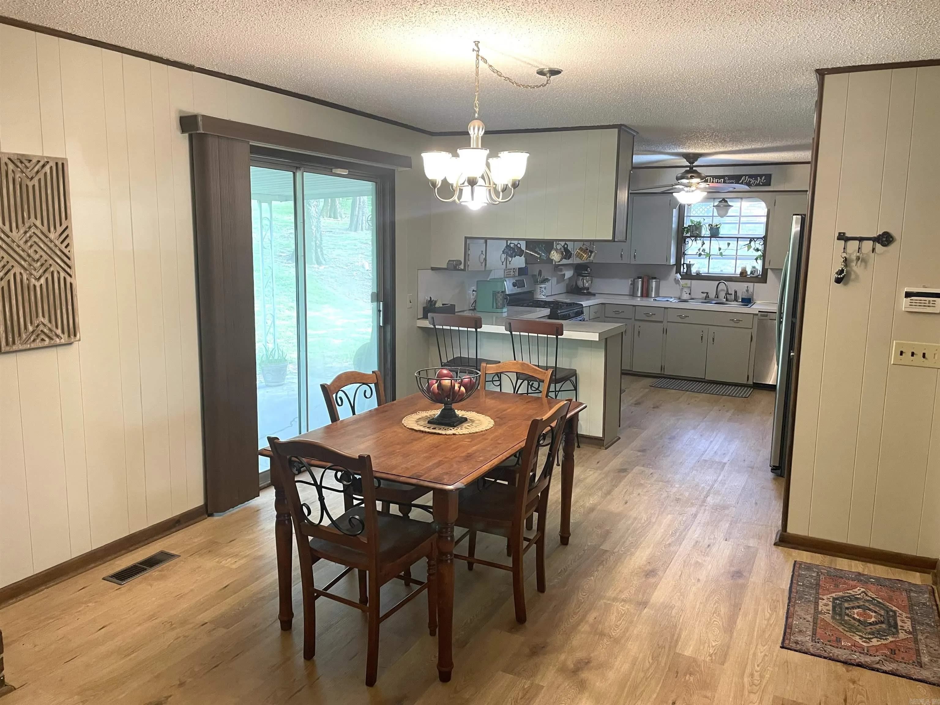 Property at 1110 N Pratt - Image 7